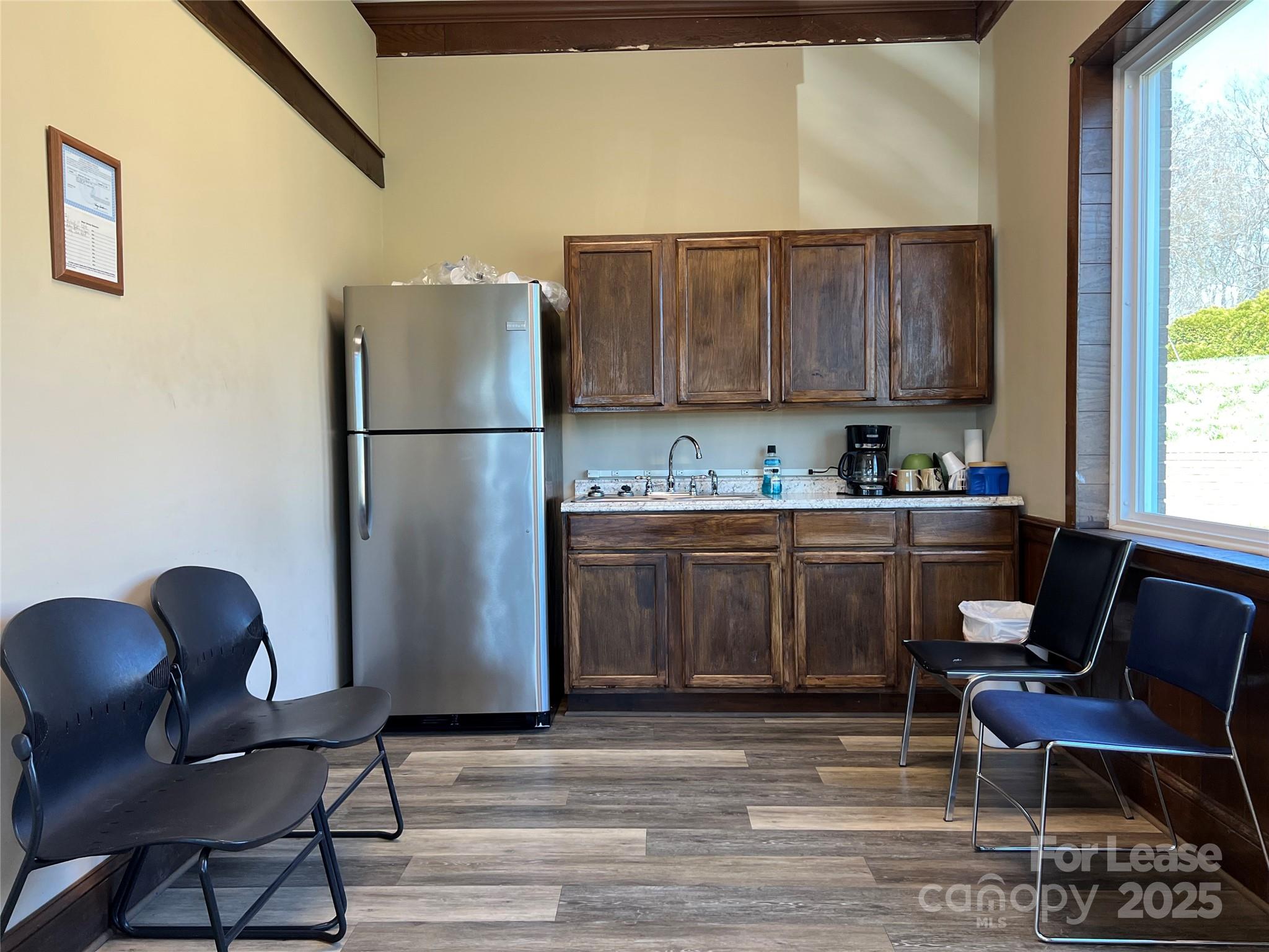 604 Clark Drive Property Photo 22