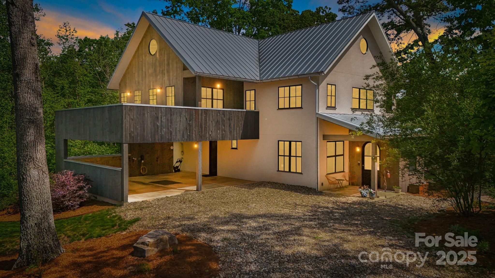 7 Bee Balm Way Property Photo 1