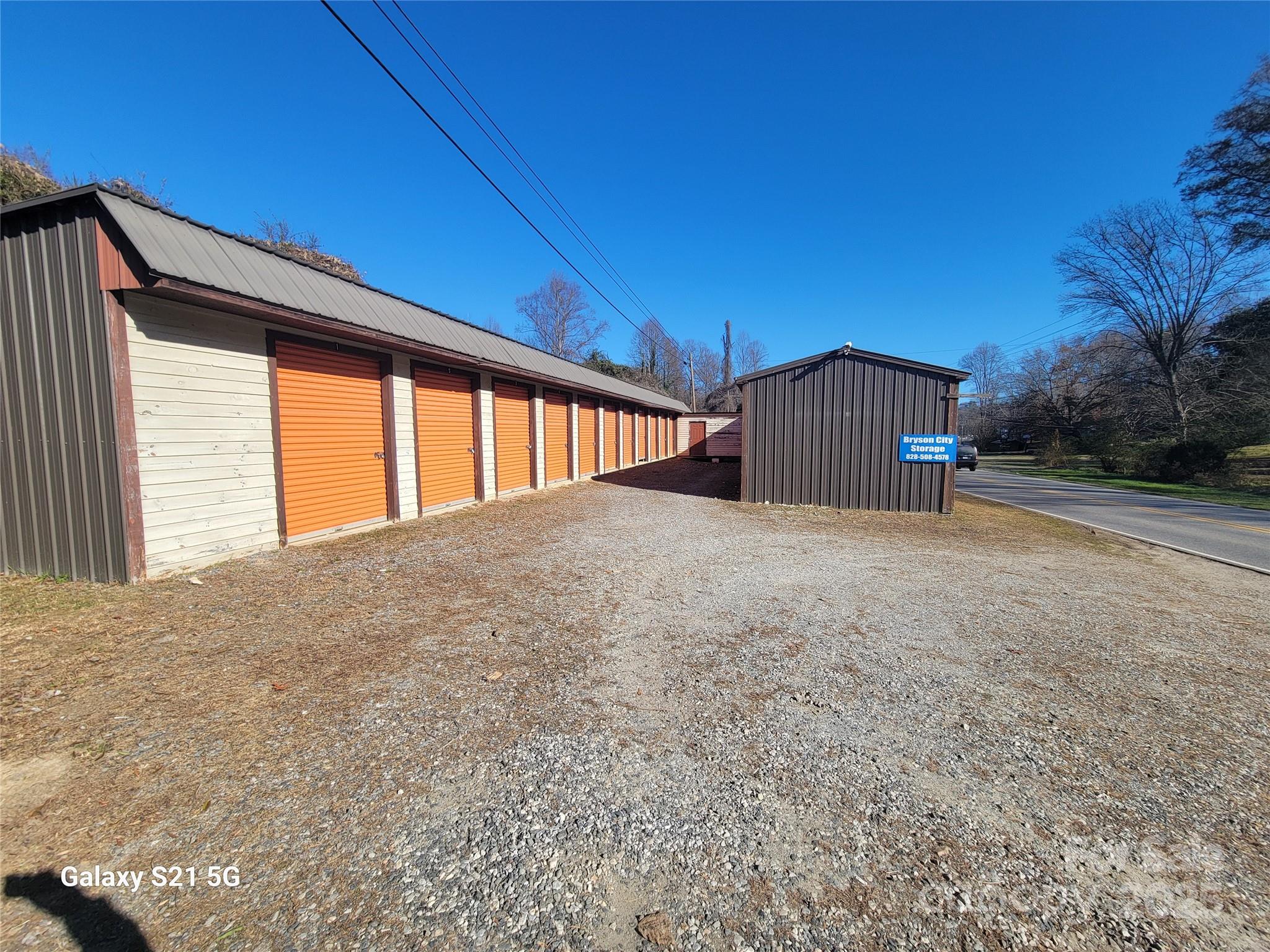 2412 Hwy 19 Highway Property Photo 3