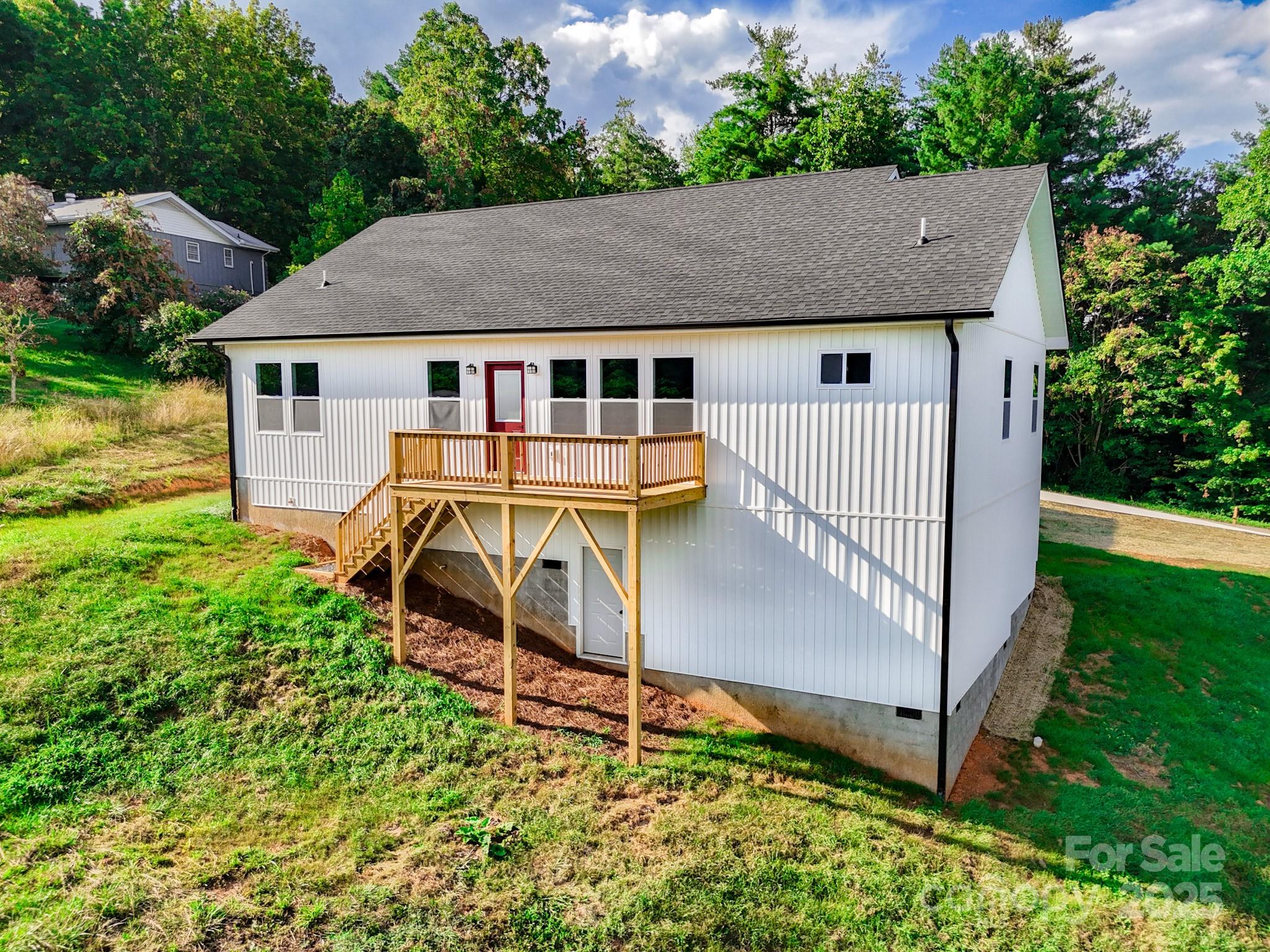 220 Pine Ridge Road Property Photo 5