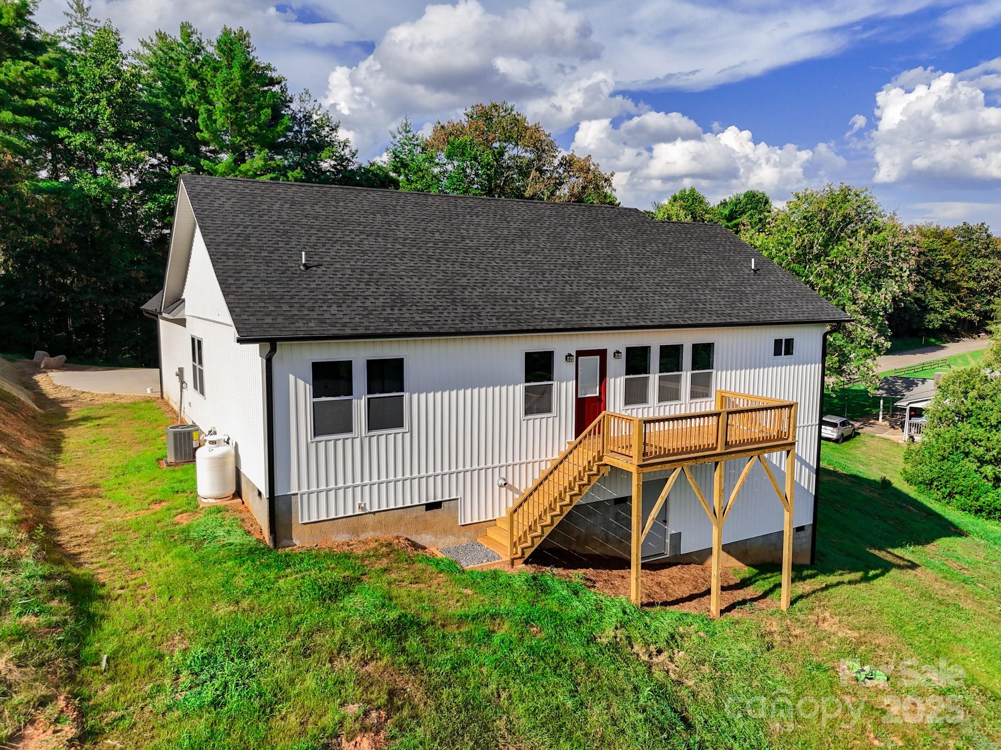 220 Pine Ridge Road Property Photo 6