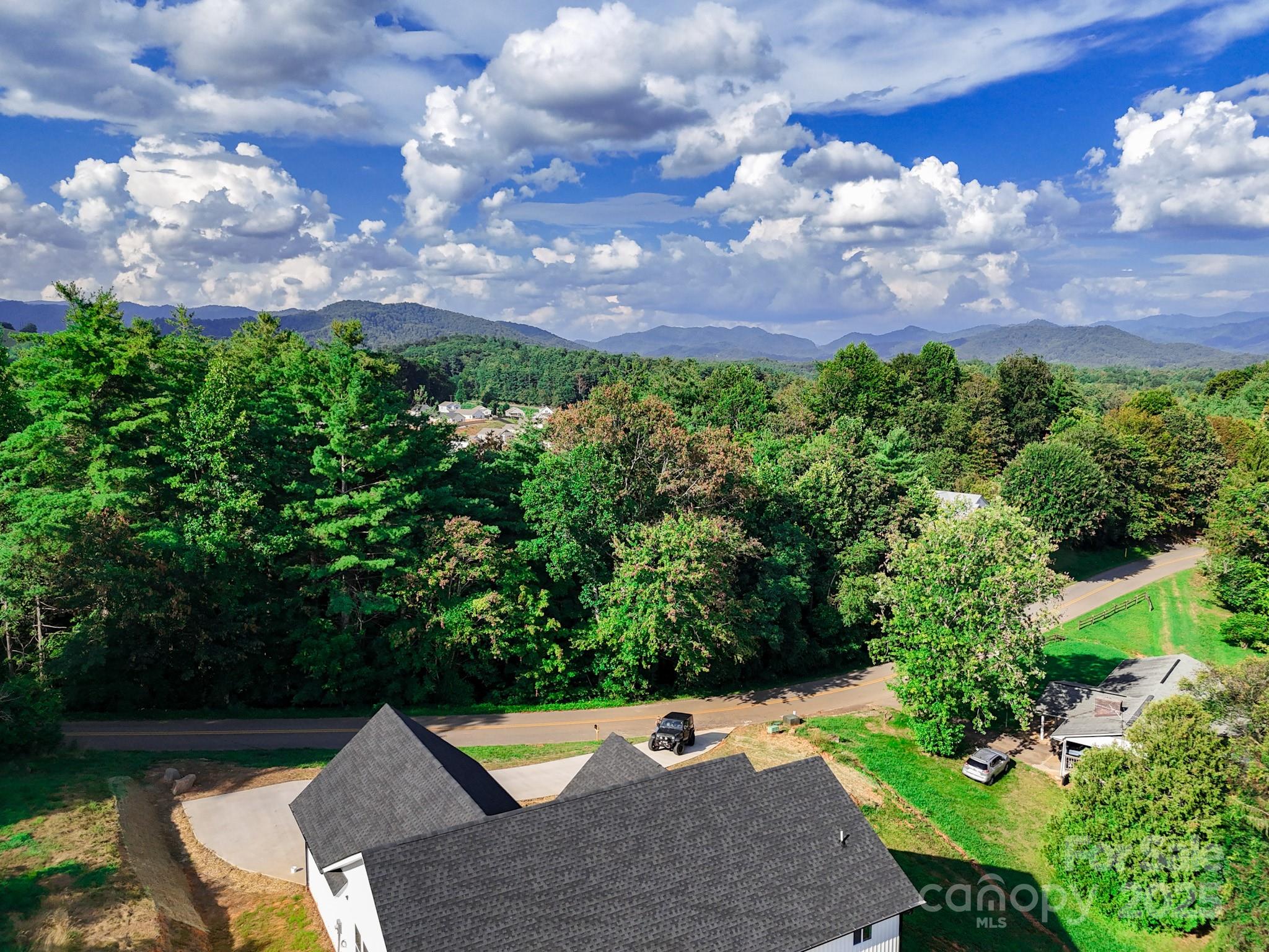 220 Pine Ridge Road Property Photo 7