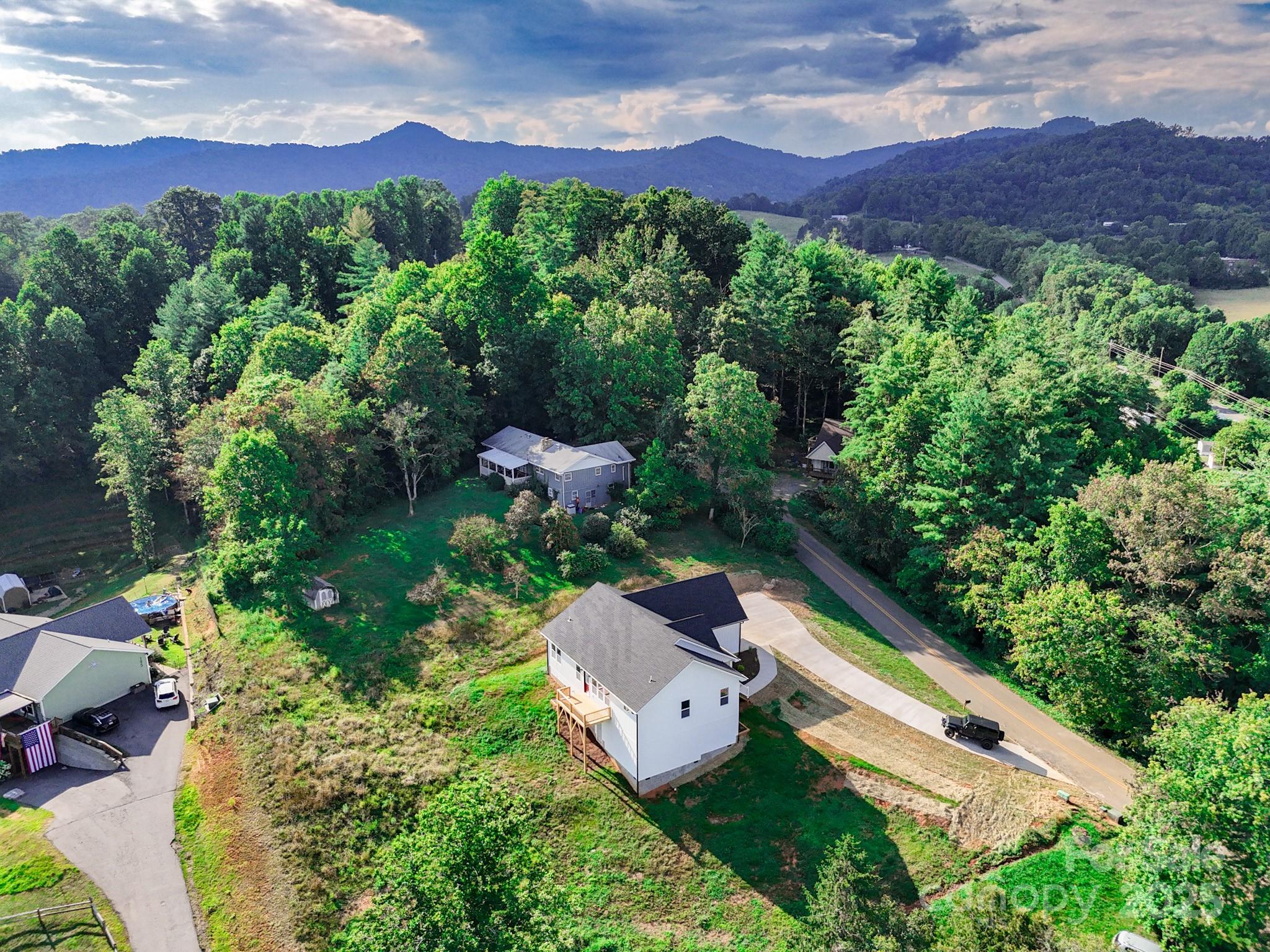 220 Pine Ridge Road Property Photo 8