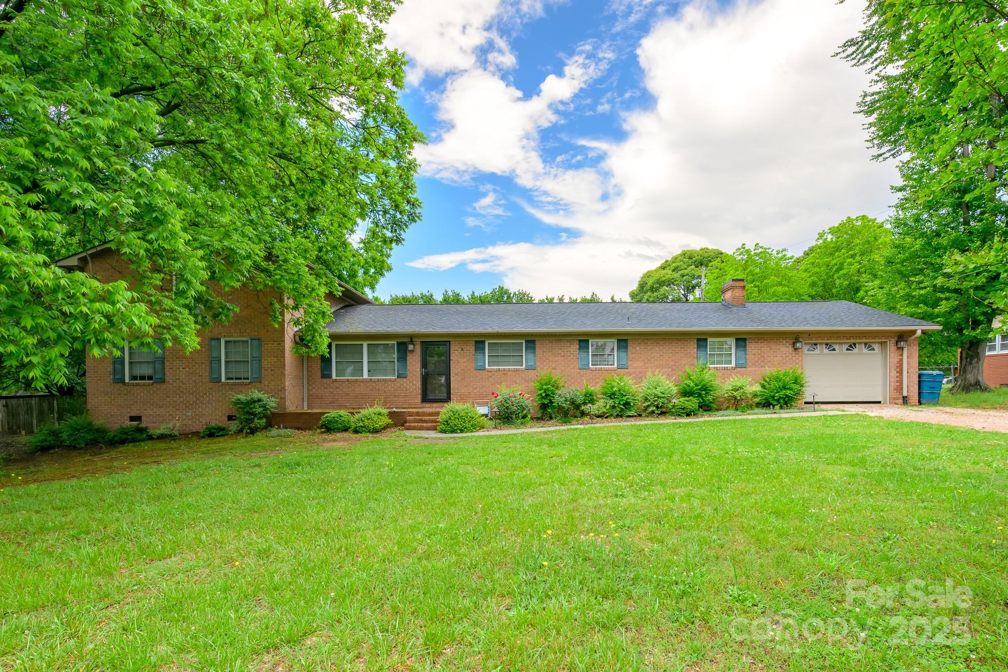 8282 Park Edwards Road Property Photo 1