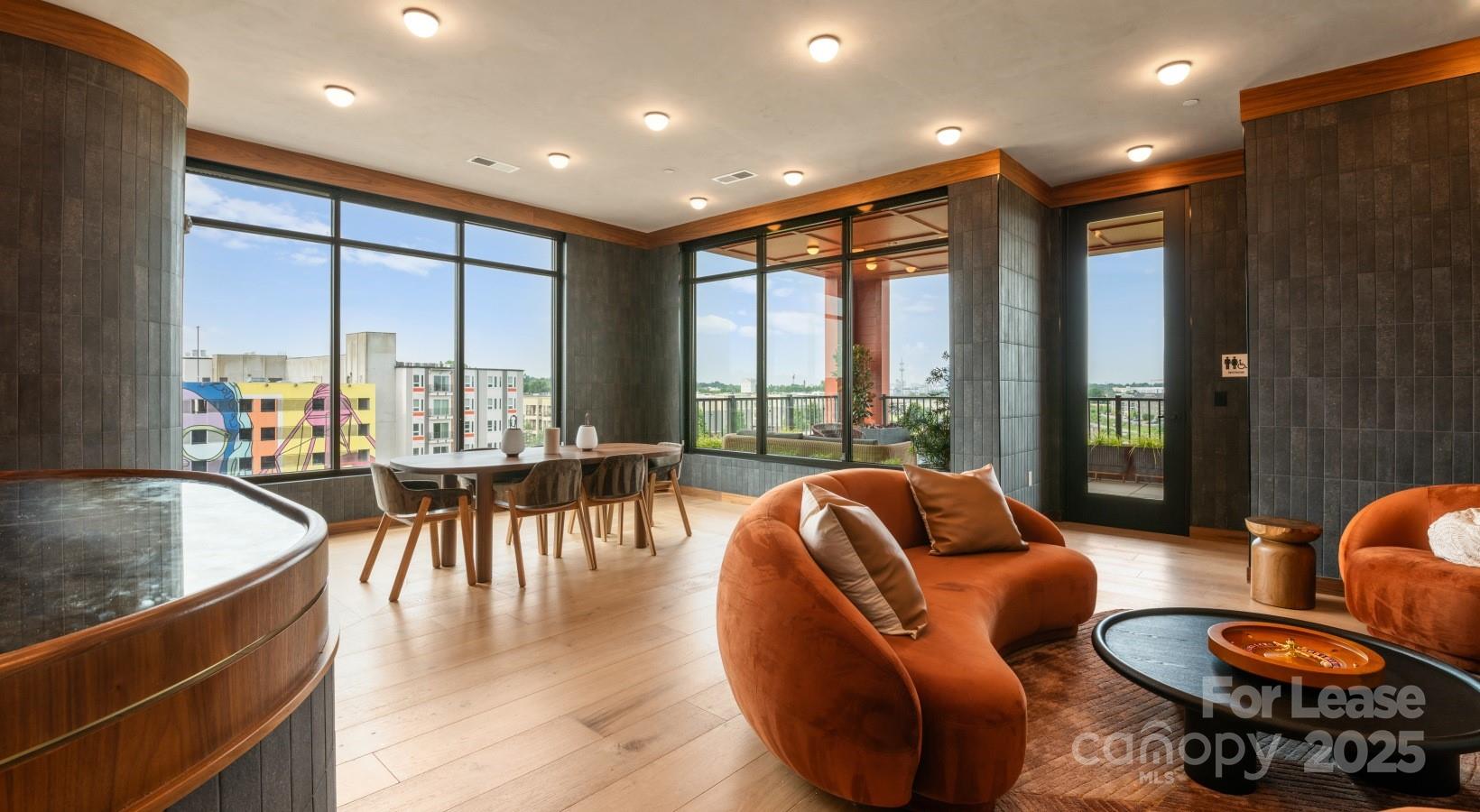 300 E 36th Street C1 Property Photo 9