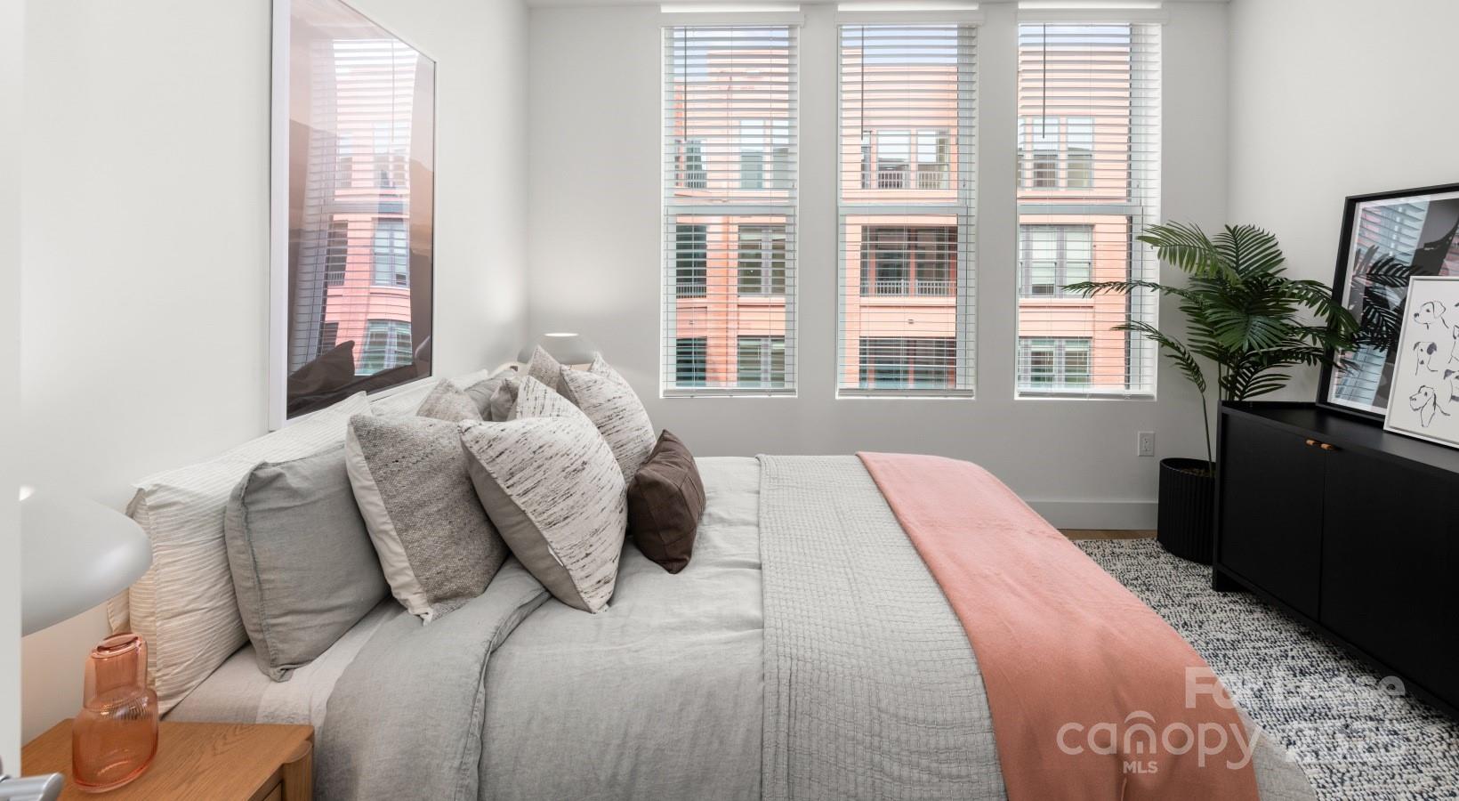 300 E 36th Street C1 Property Photo 31