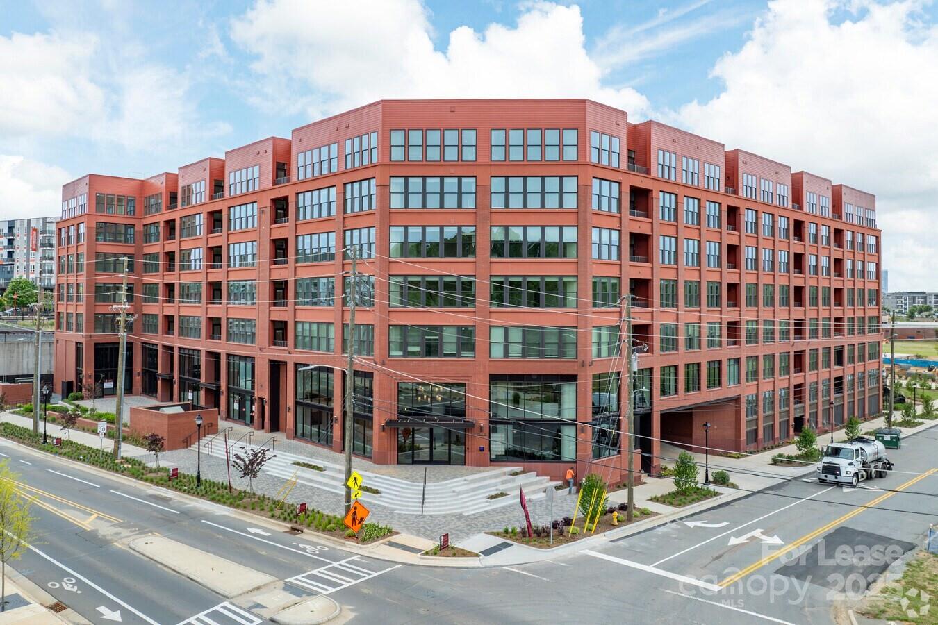 300 E 36th Street C1 Property Photo 36