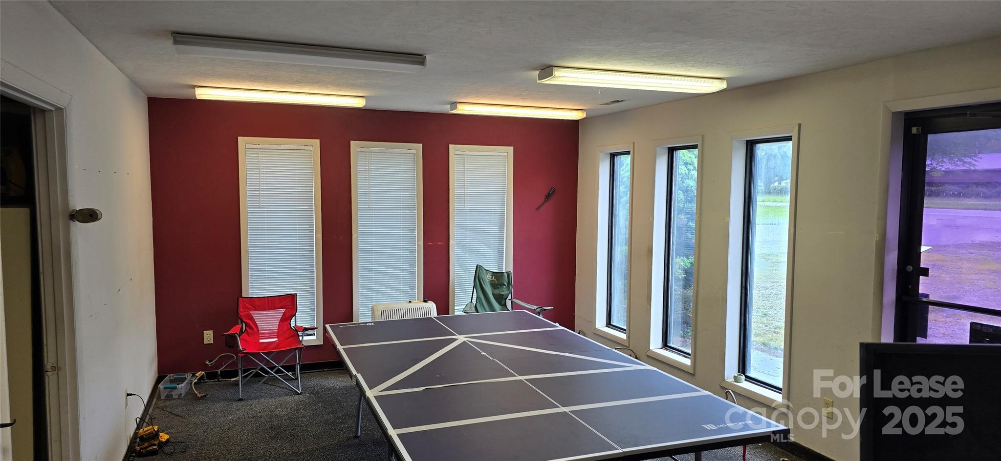 4594 Jonathan Creek Road Property Photo 8