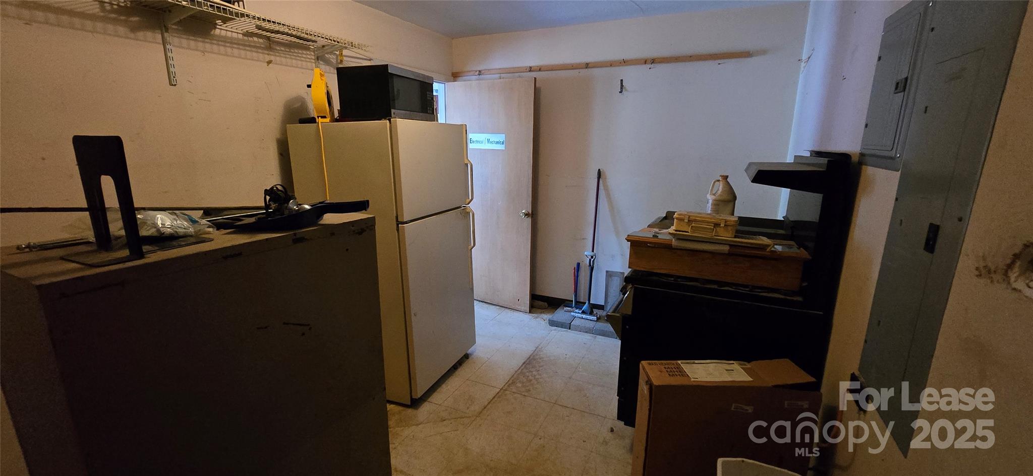 4594 Jonathan Creek Road Property Photo 13