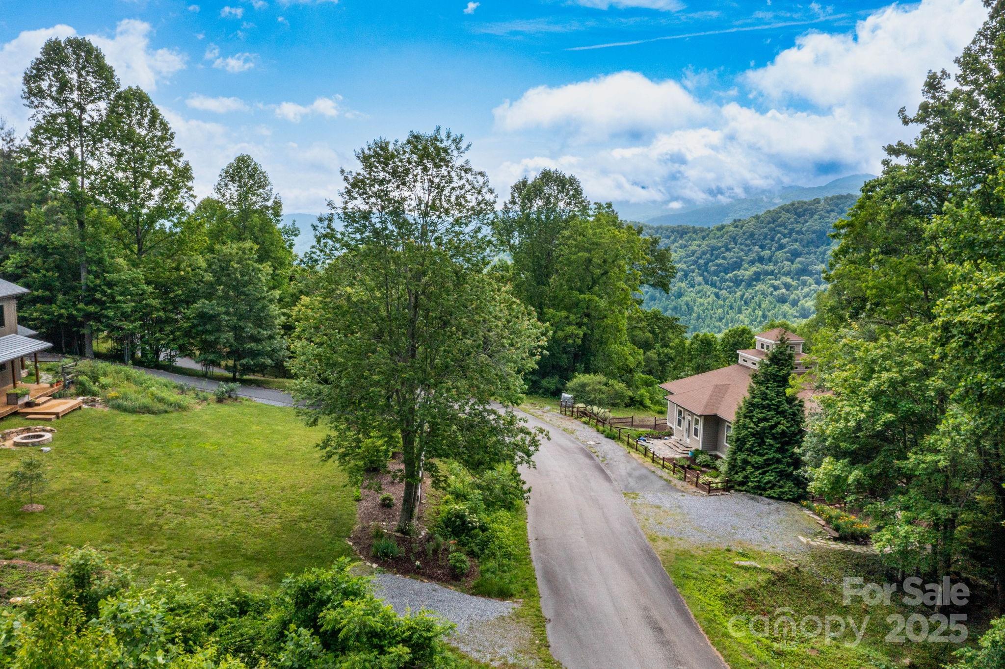 129 Mount Soma Boulevard Property Photo 5