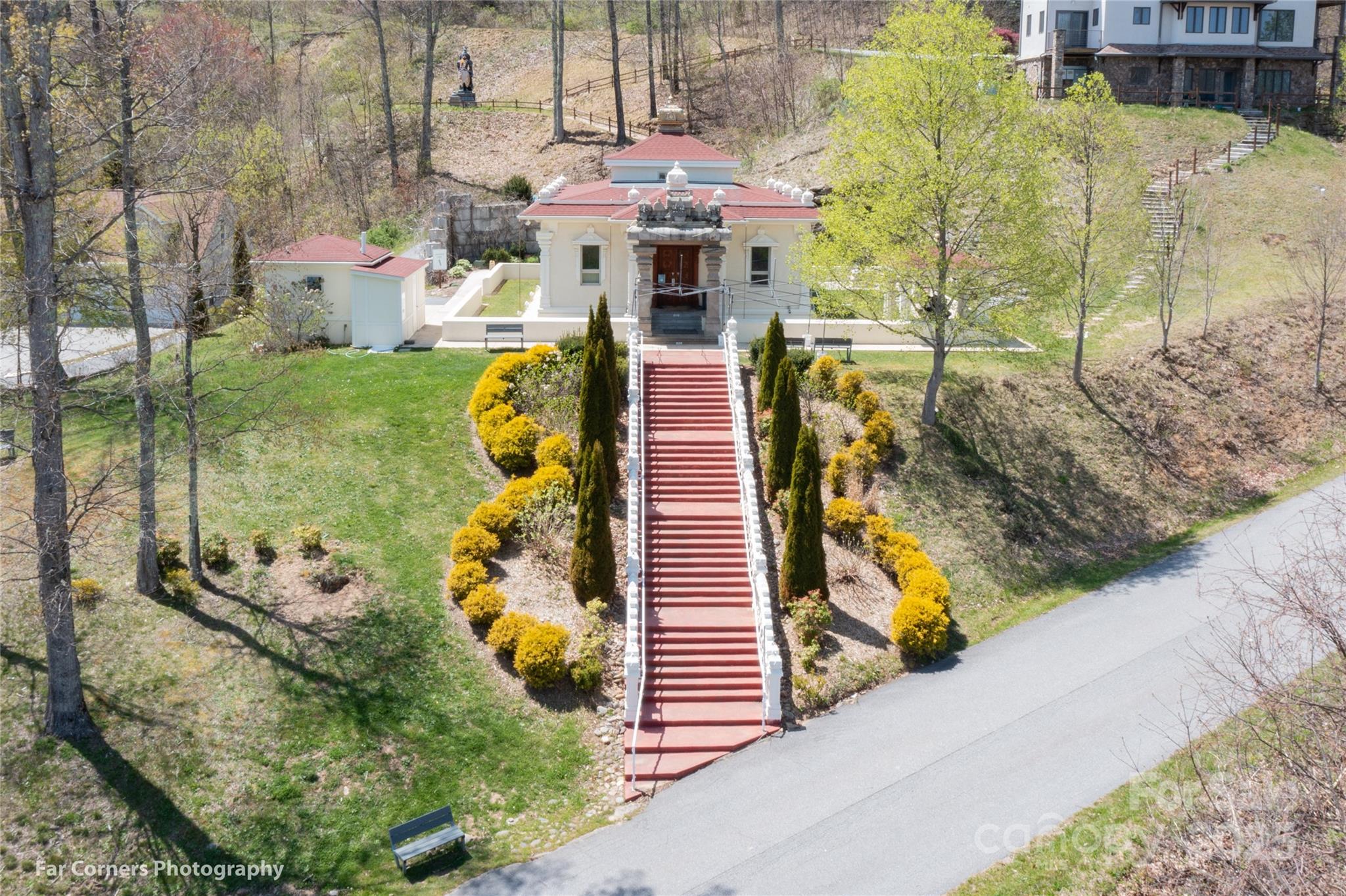 129 Mount Soma Boulevard Property Photo 13