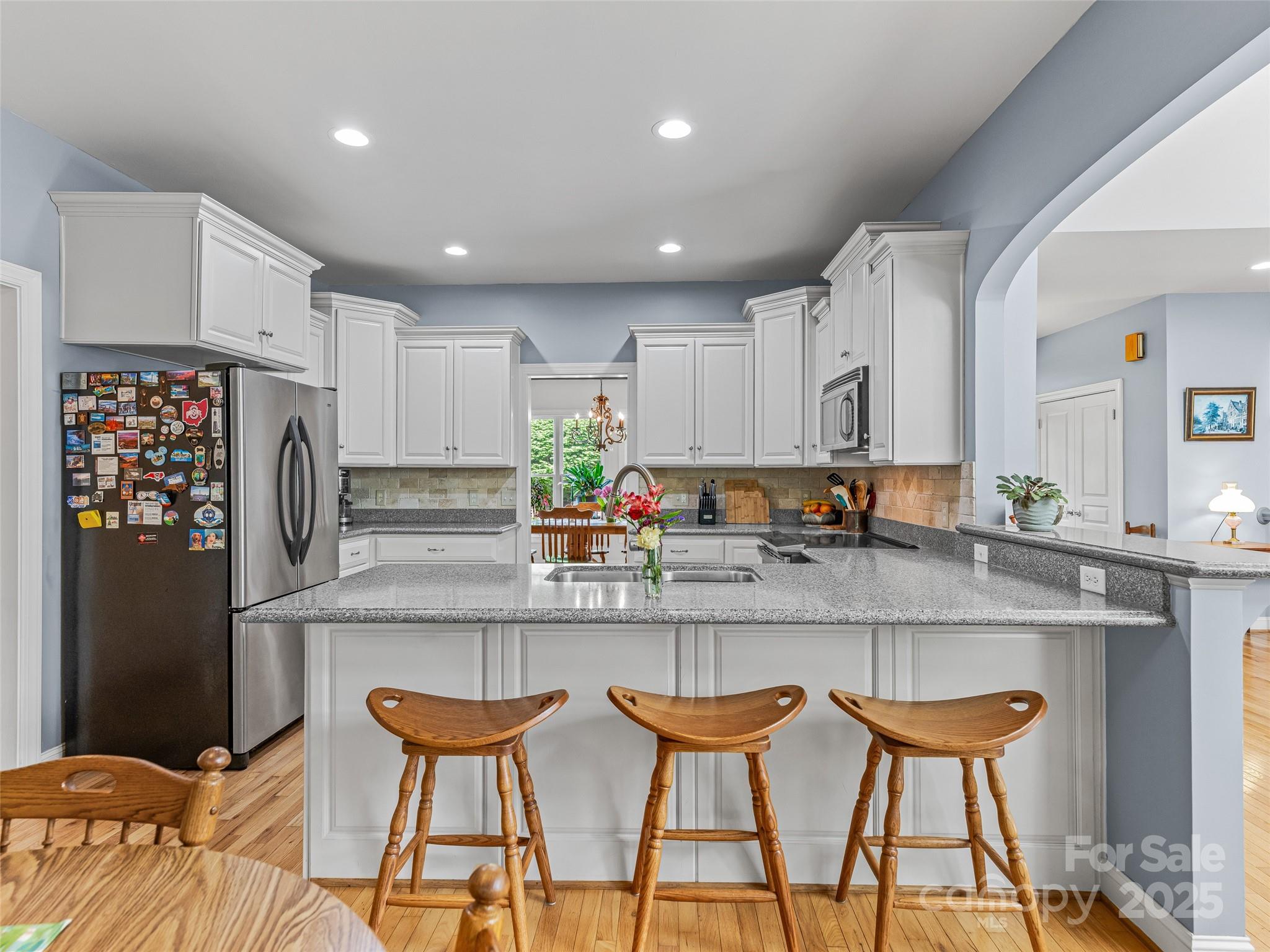 138 Bridlewood Trail Property Photo 12