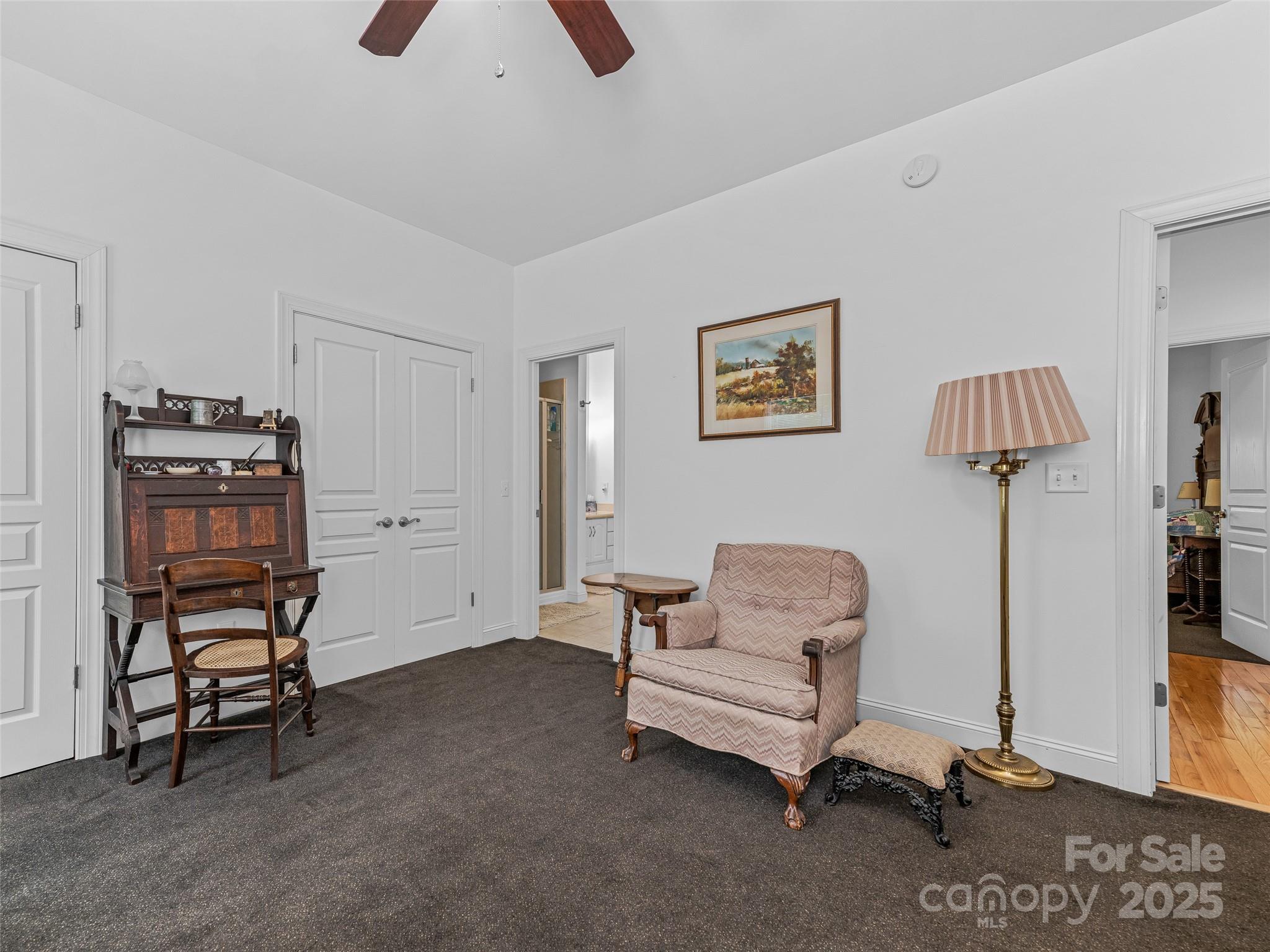 138 Bridlewood Trail Property Photo 30