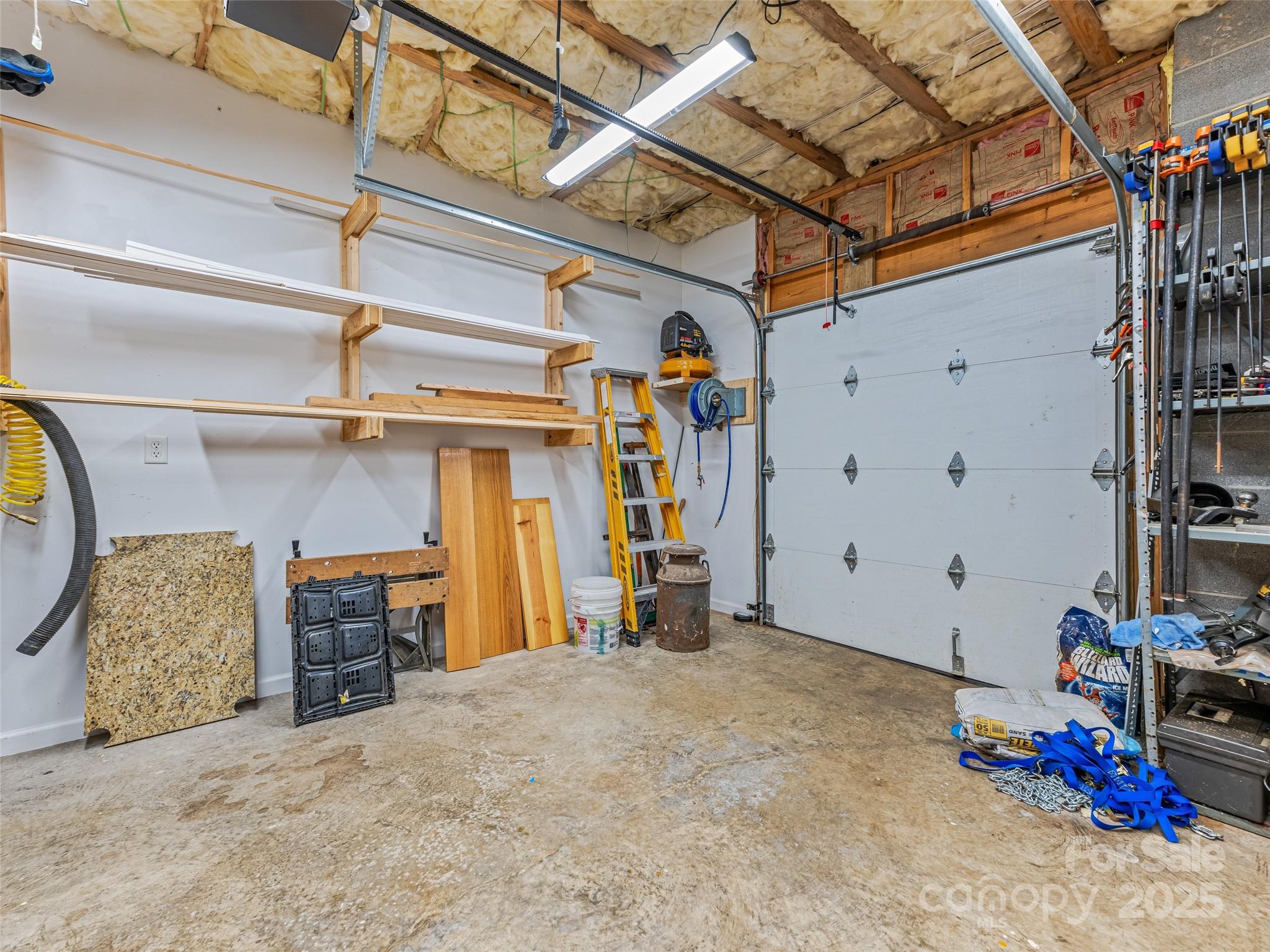 138 Bridlewood Trail Property Photo 41