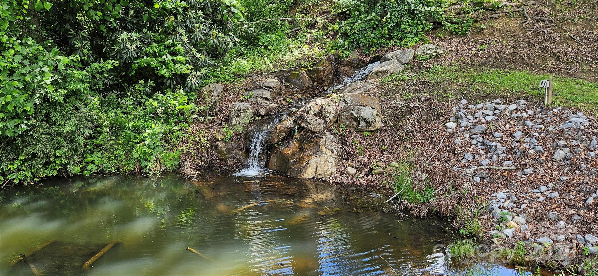 29 Farm Pond Lane Property Photo 28