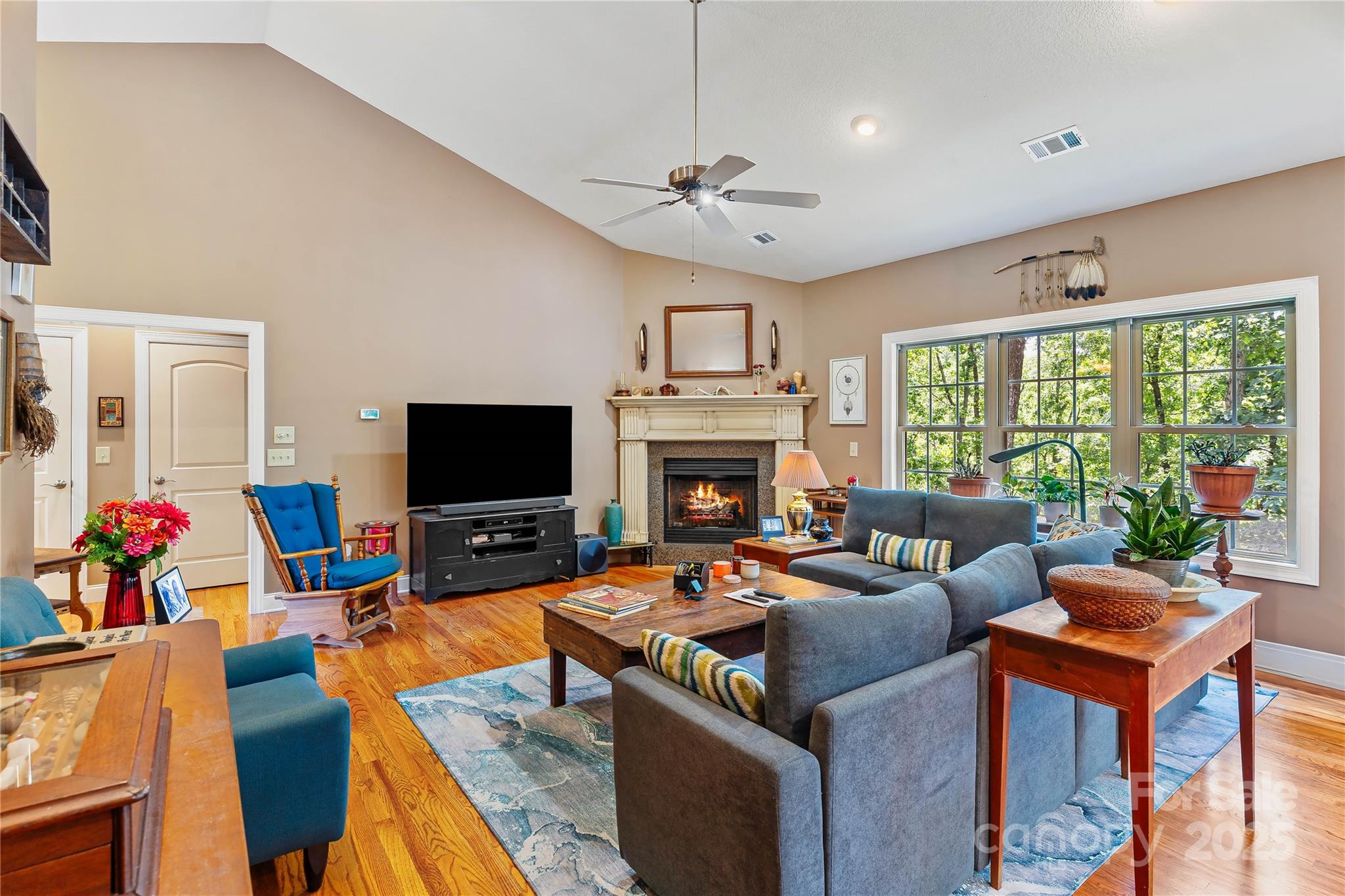 460 Dublin Lane Property Photo 6