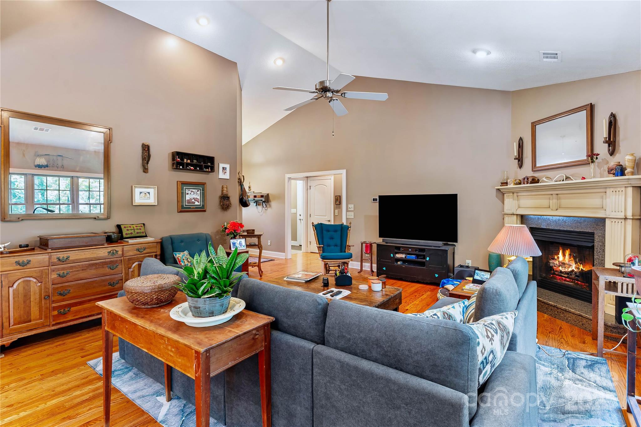 460 Dublin Lane Property Photo 7