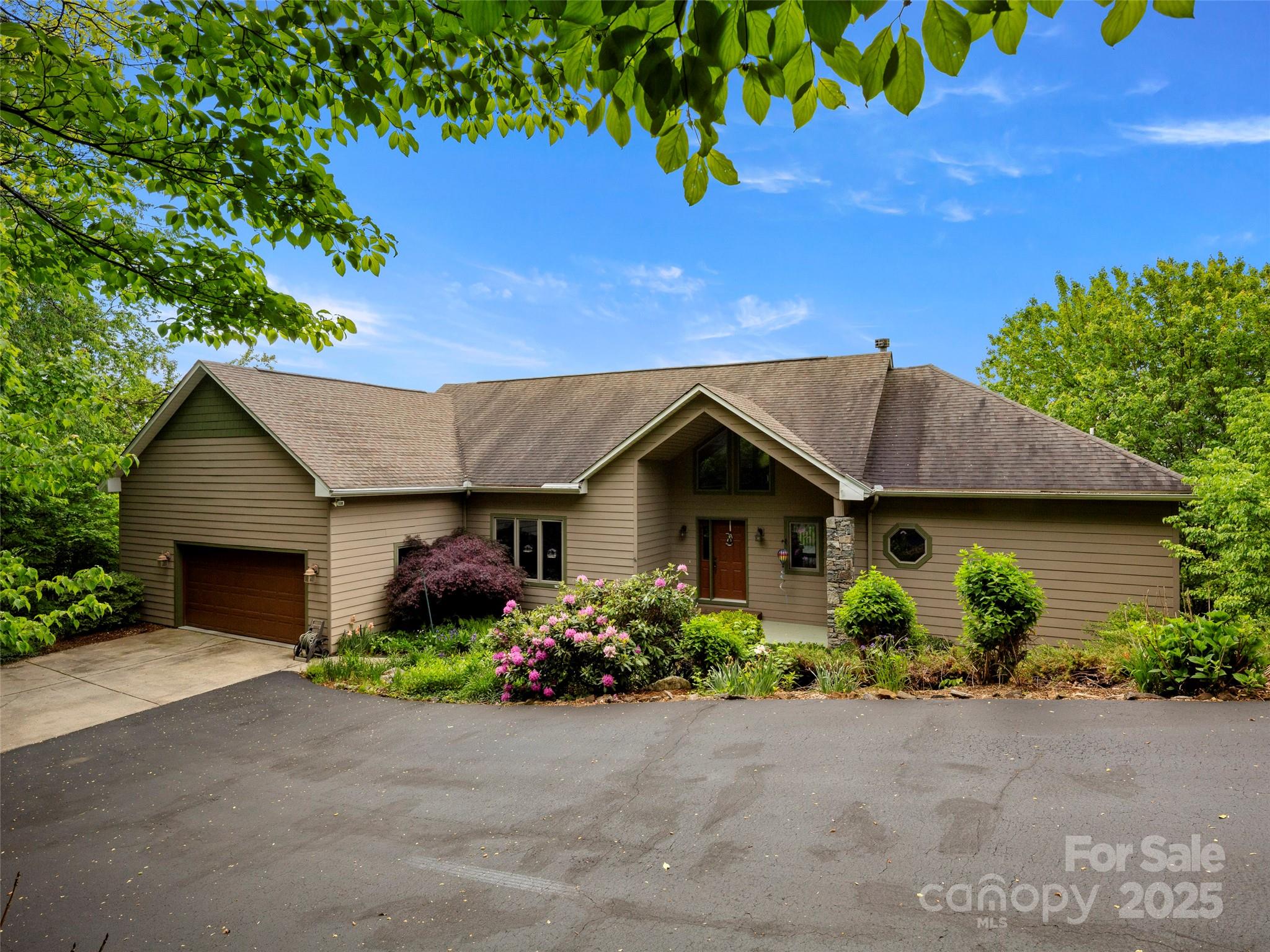 29 Egret Court Property Photo