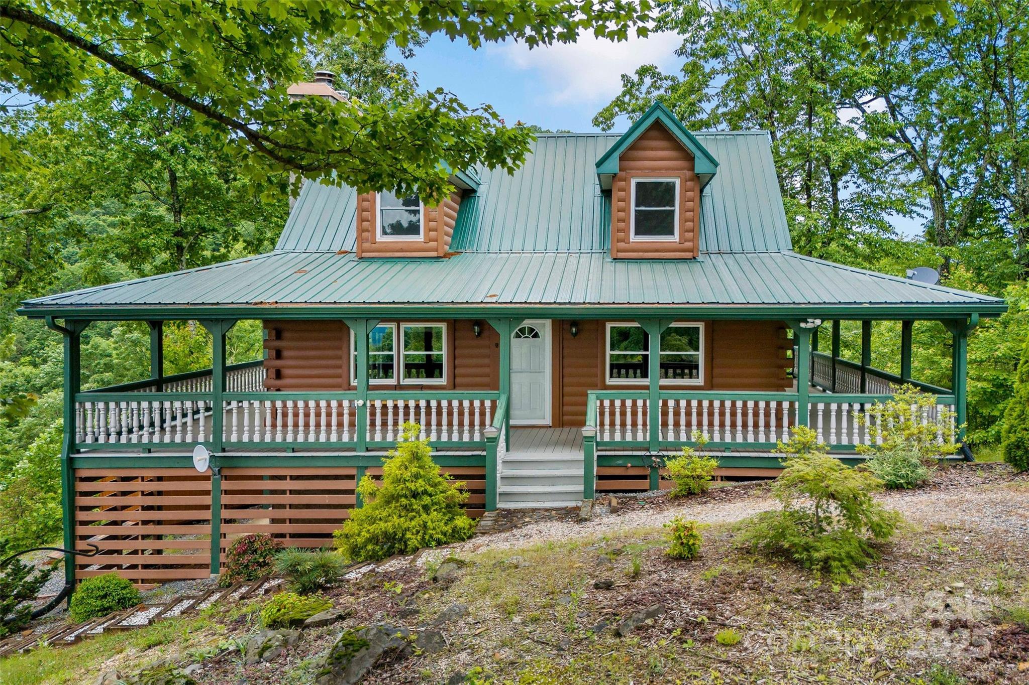 2097 Pinnacle Parkway 14 Property Photo 3