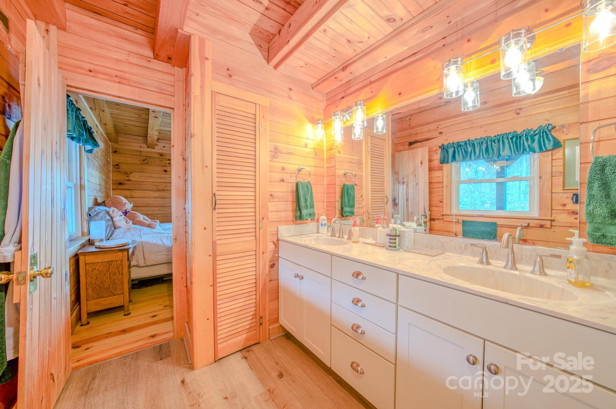 2097 Pinnacle Parkway 14 Property Photo 43