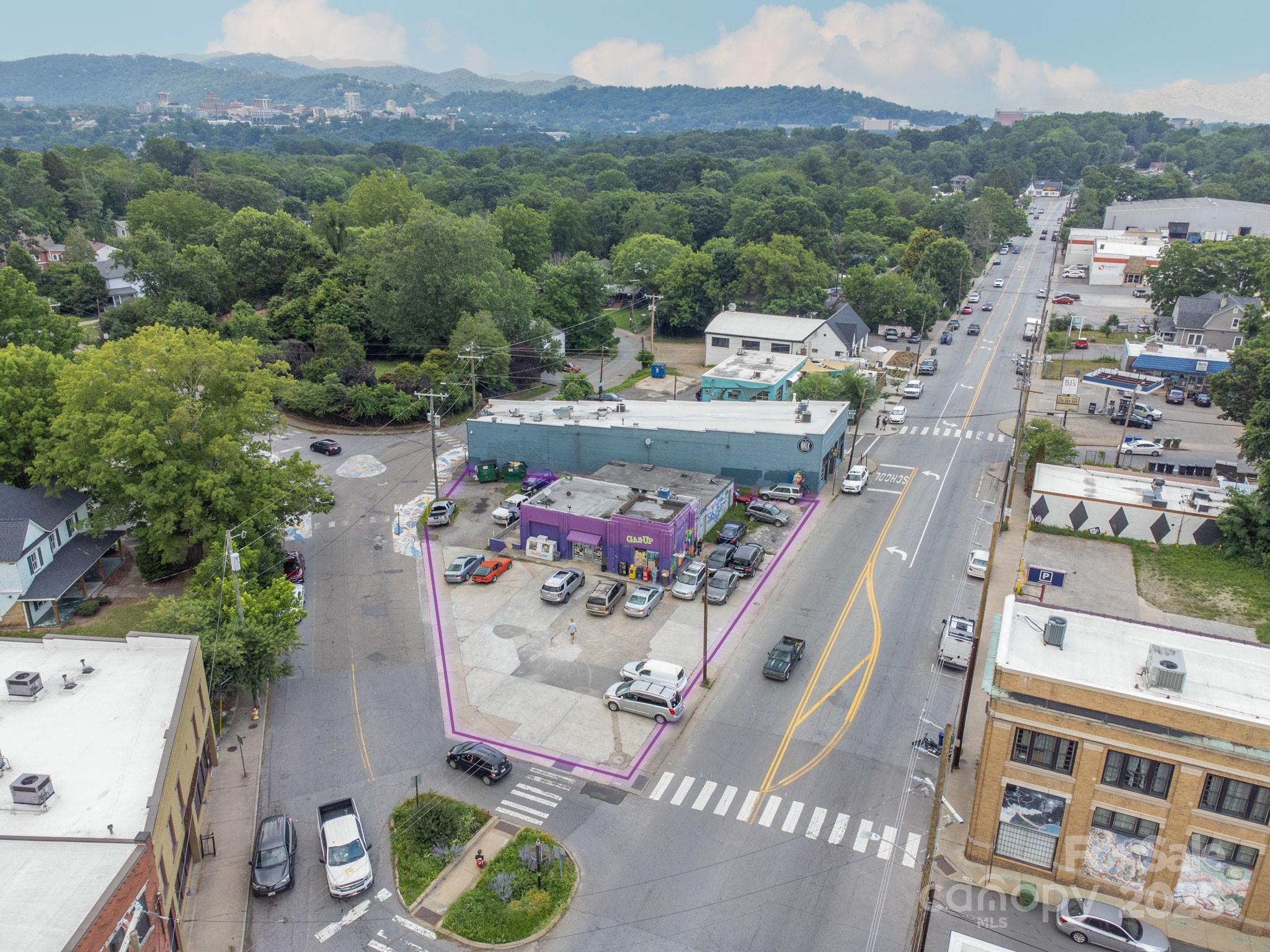 405 Haywood Road Property Photo 2