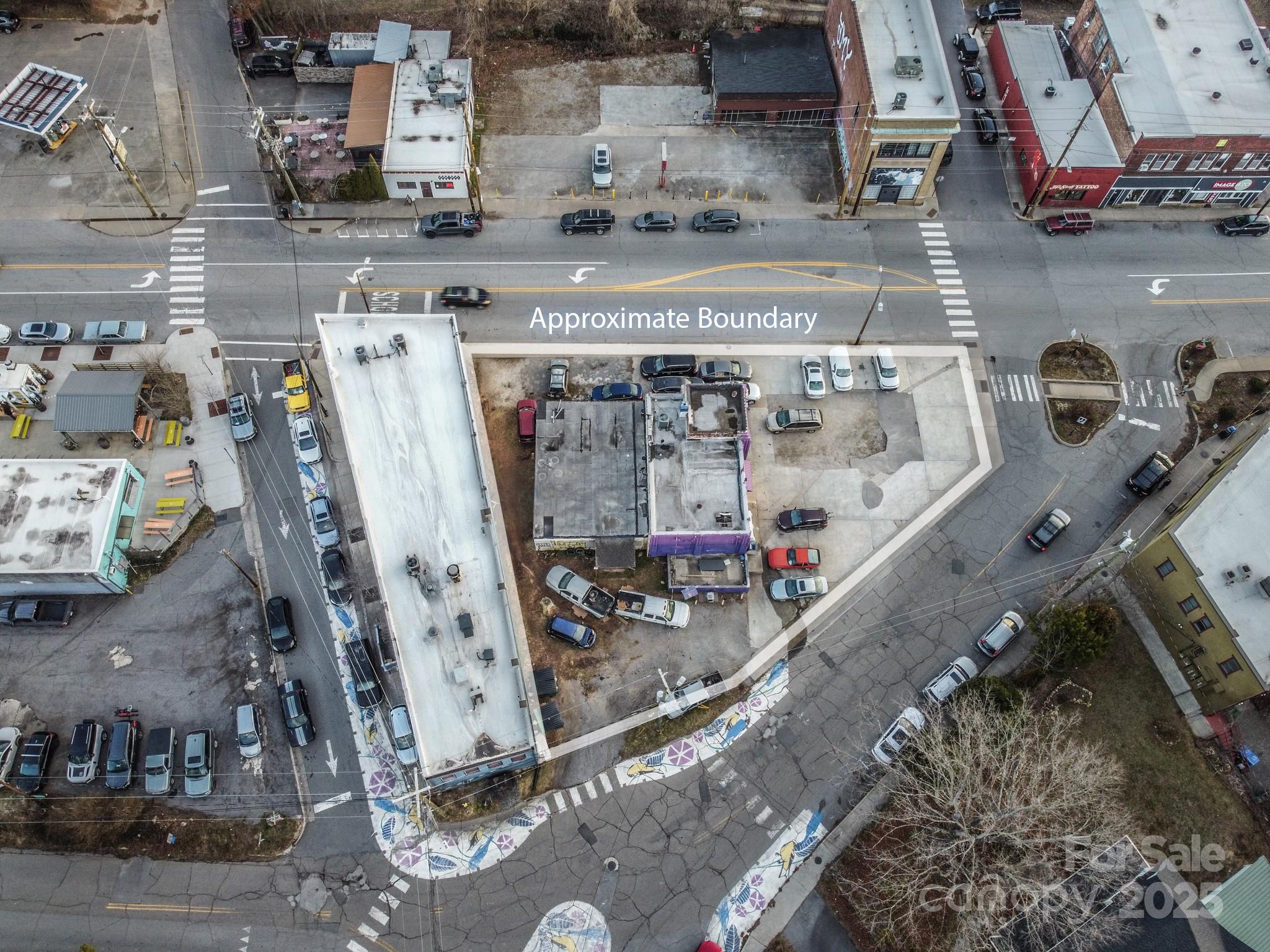 405 Haywood Road Property Photo 7