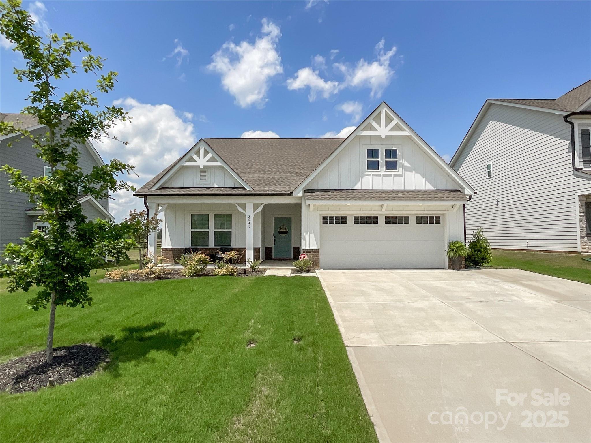 2048 Turnsberry Drive Property Photo