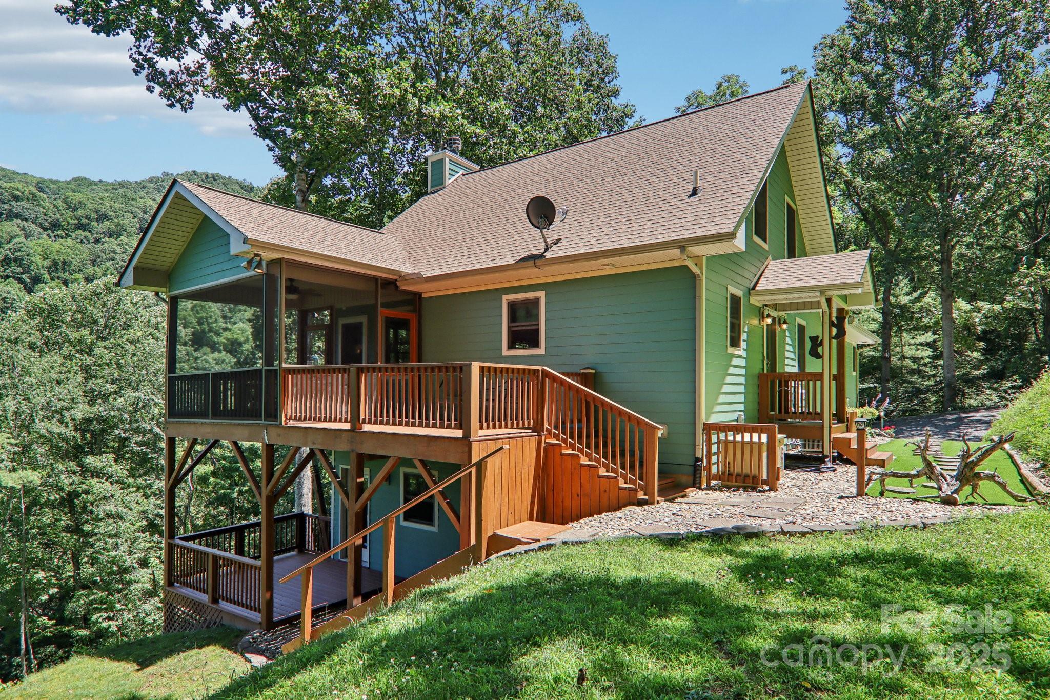 332 Mystic Cove Property Photo 1
