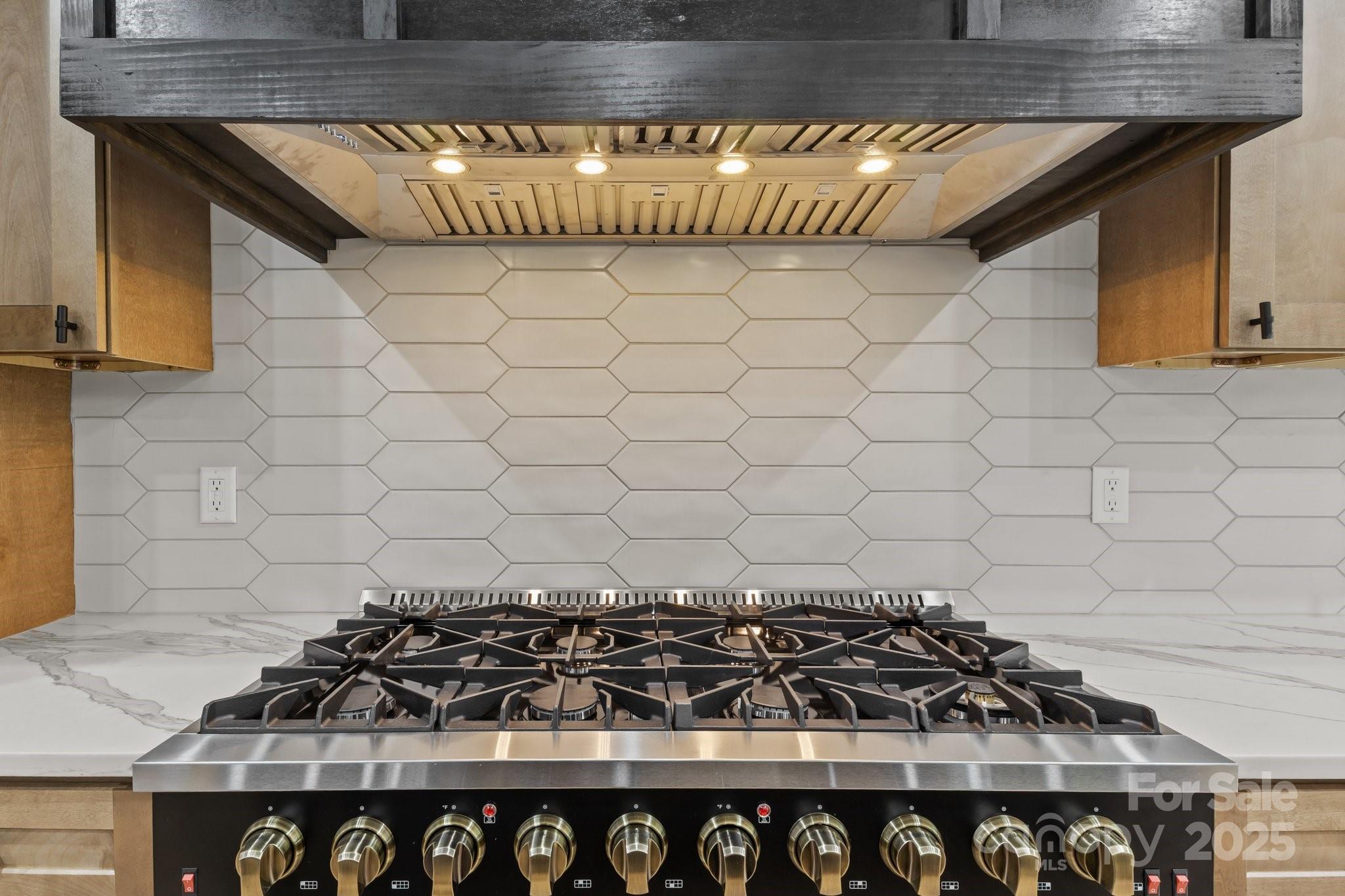 153 Mills Garden Road Property Photo 6