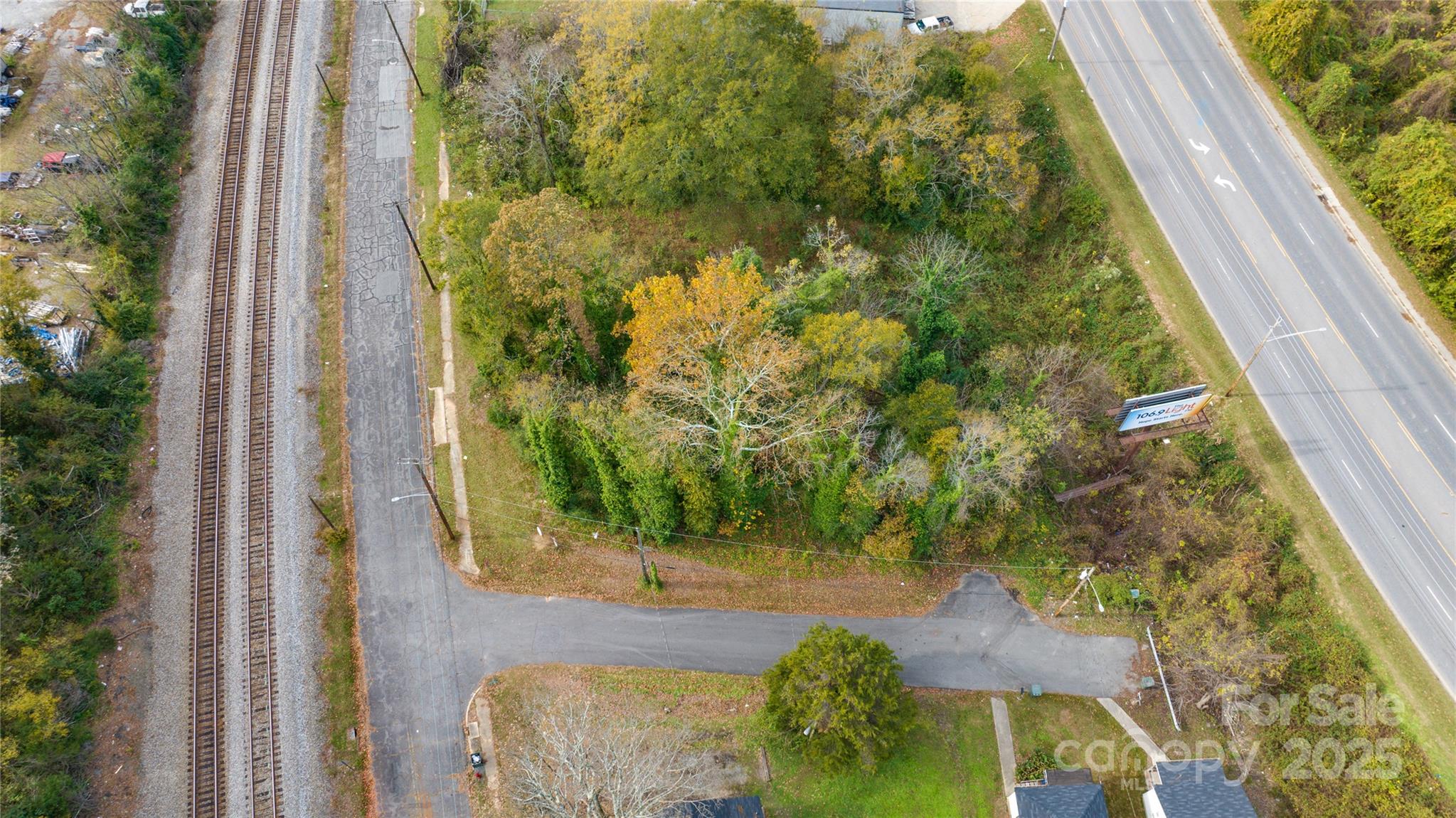 722 E Airline Street Property Photo 7