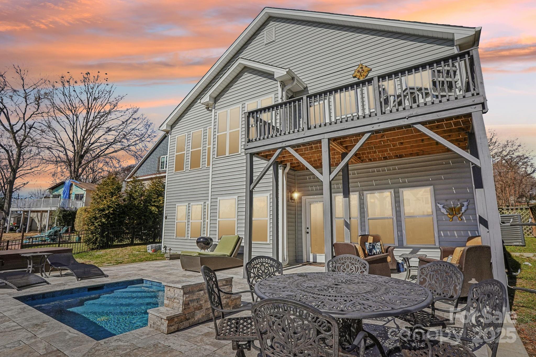 21610 Rio Oro Drive Property Photo 4