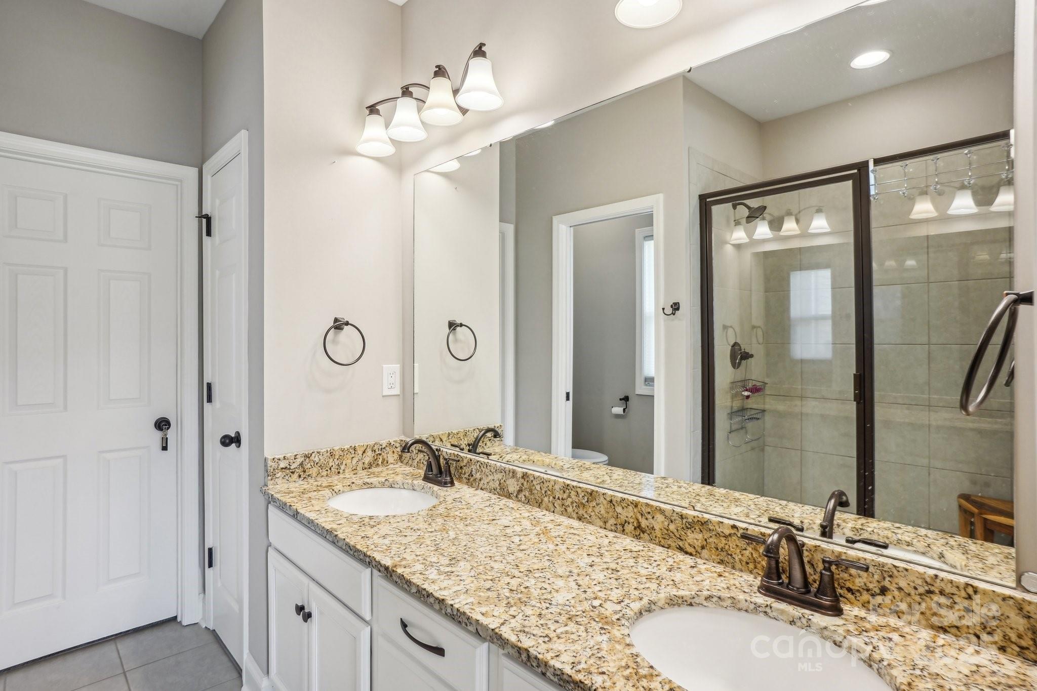 21610 Rio Oro Drive Property Photo 19