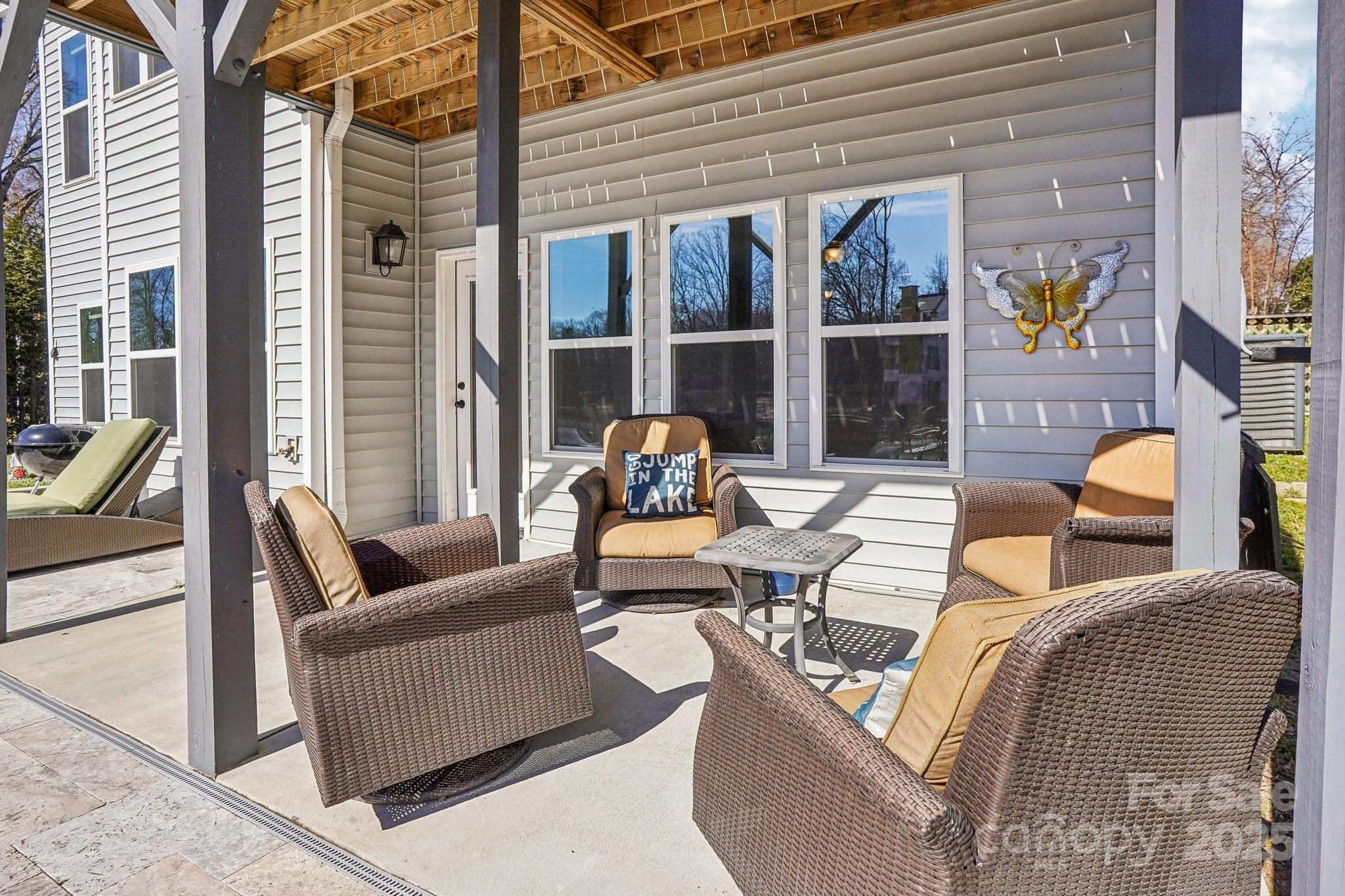 21610 Rio Oro Drive Property Photo 34