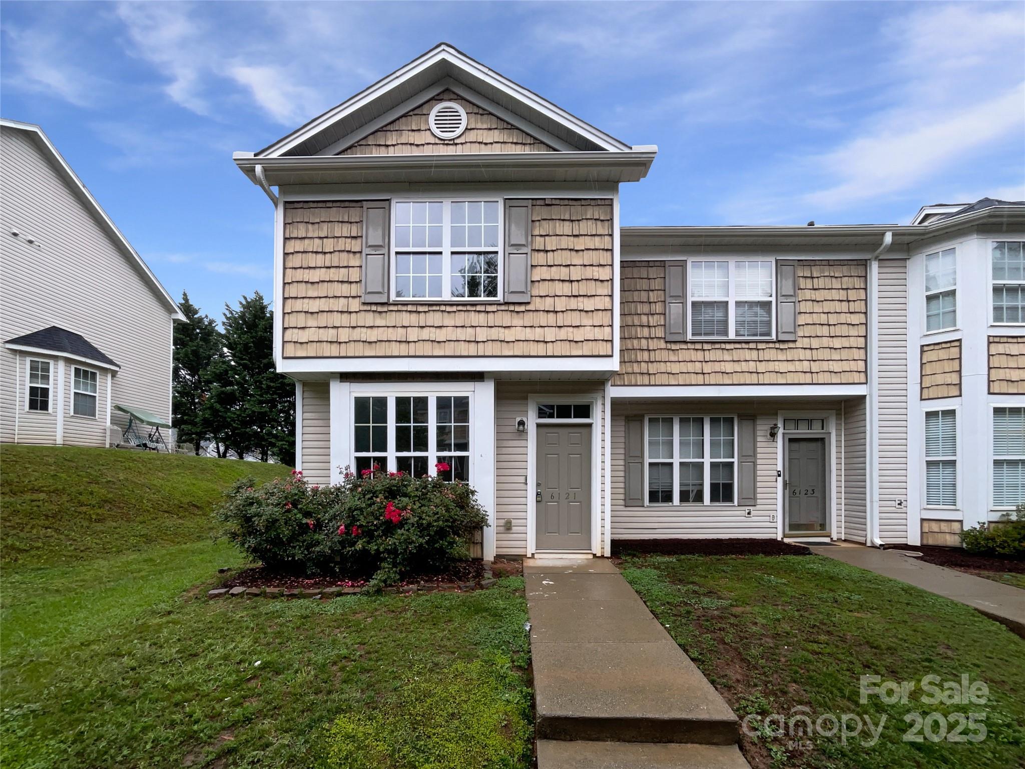 6121 Dane Drive Property Photo 1