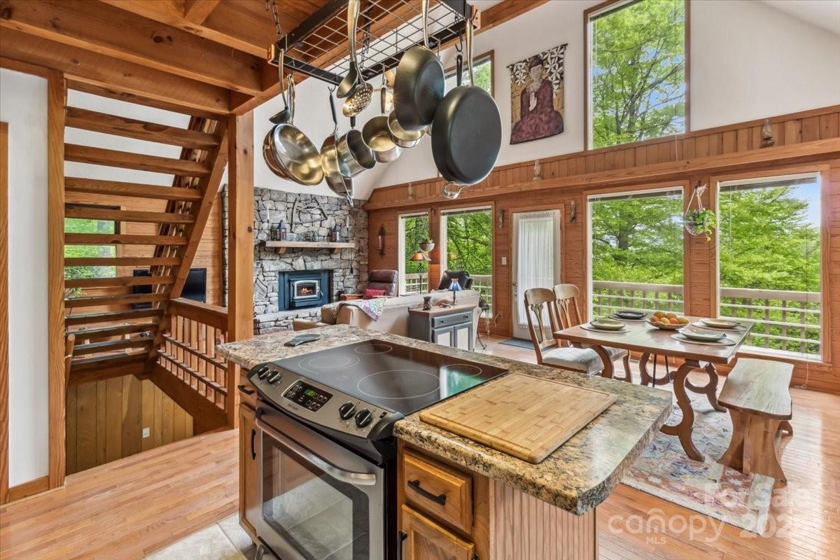 256 West Ridge Drive Property Photo 11
