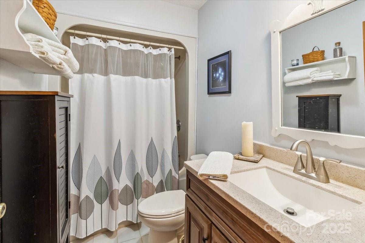 256 West Ridge Drive Property Photo 17