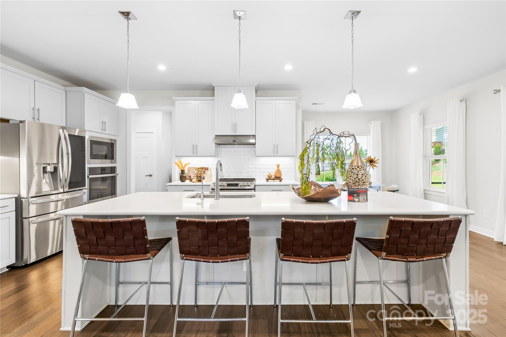 10901 Greenvale Drive Property Photo 13