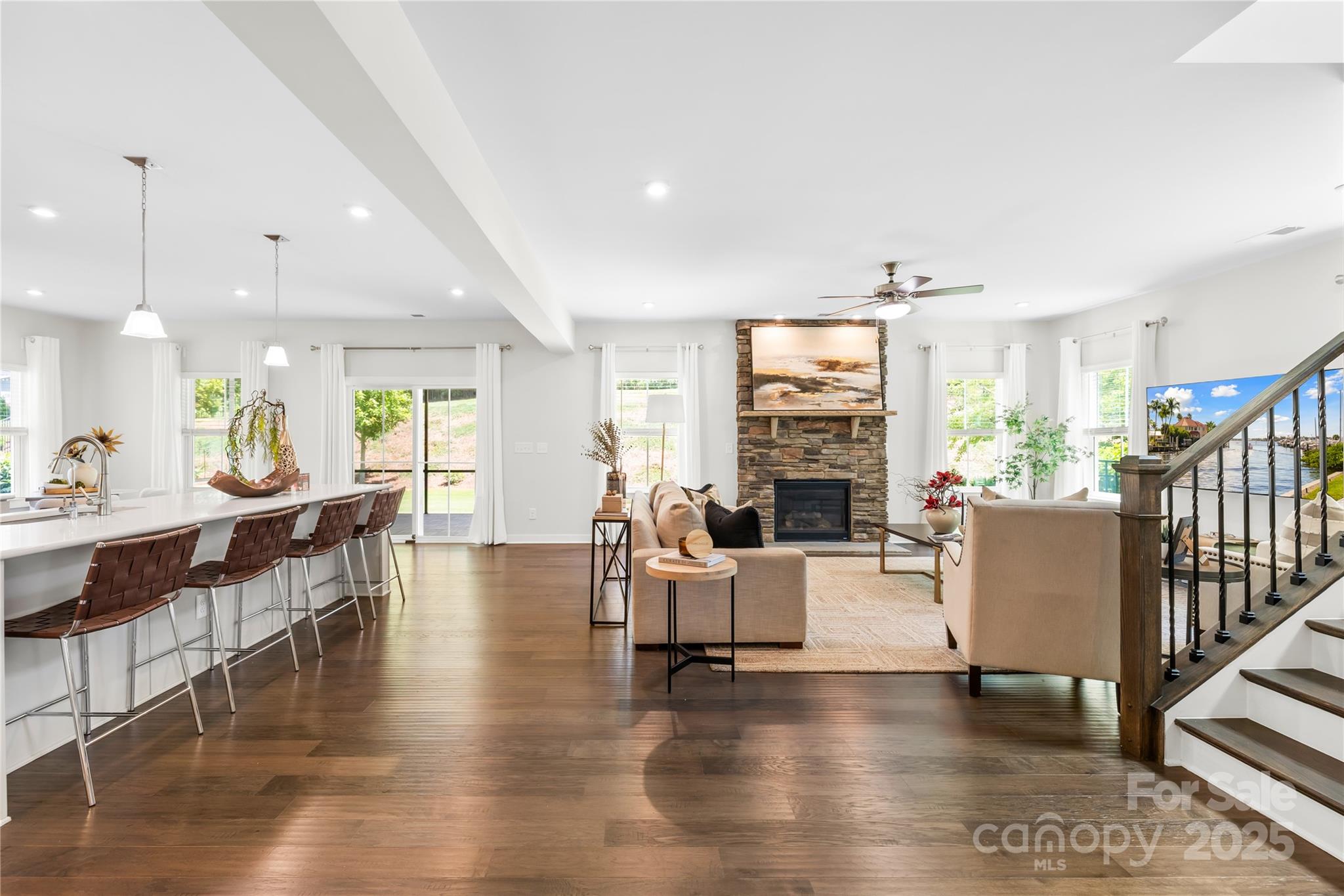 10901 Greenvale Drive Property Photo 17