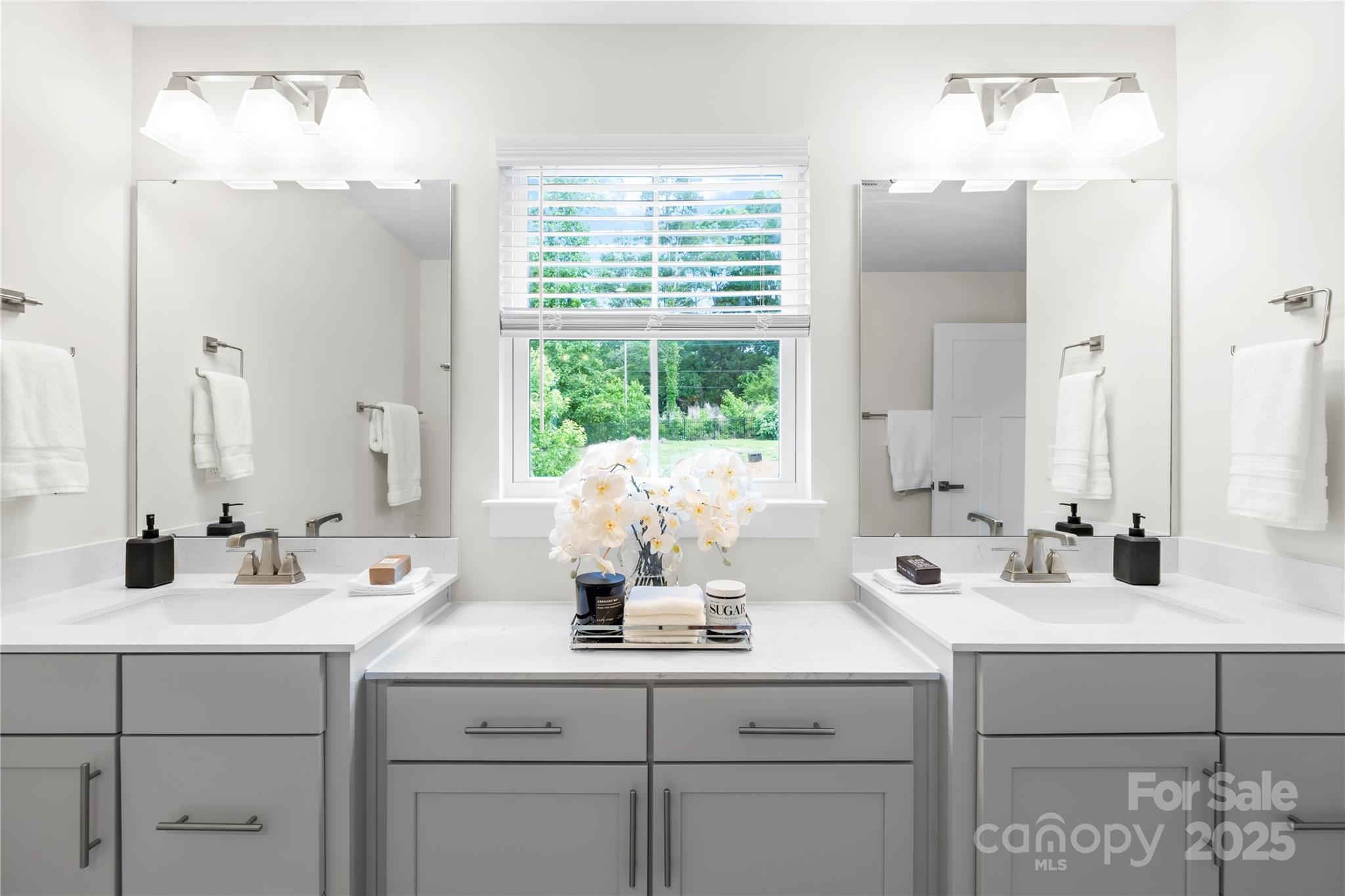 10901 Greenvale Drive Property Photo 28