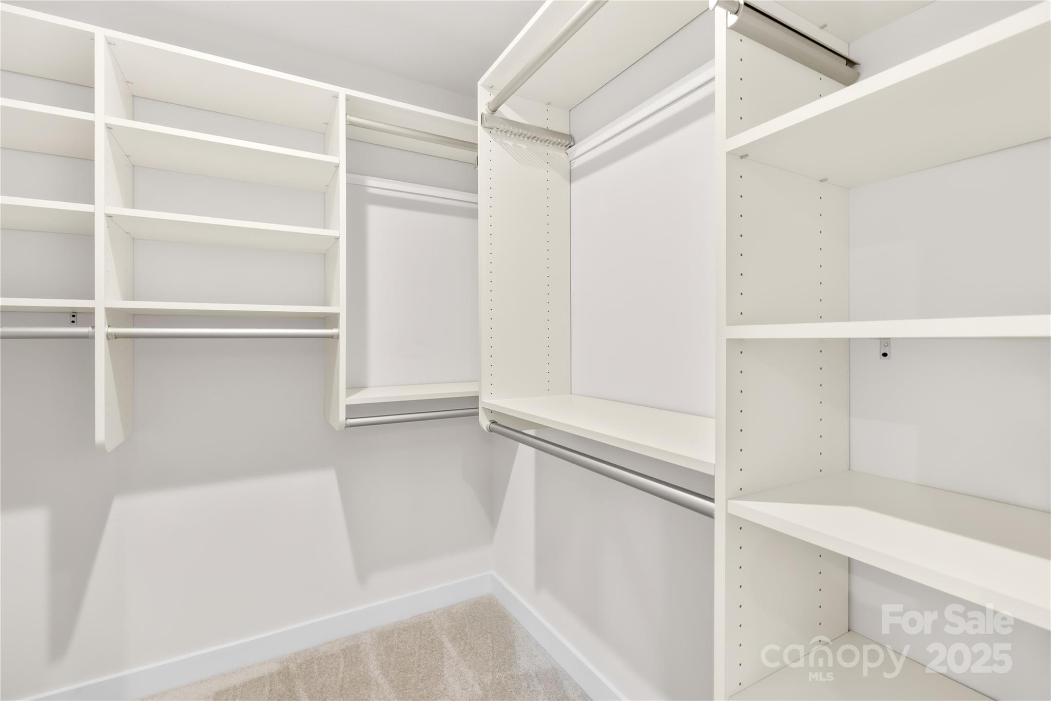 10901 Greenvale Drive Property Photo 30