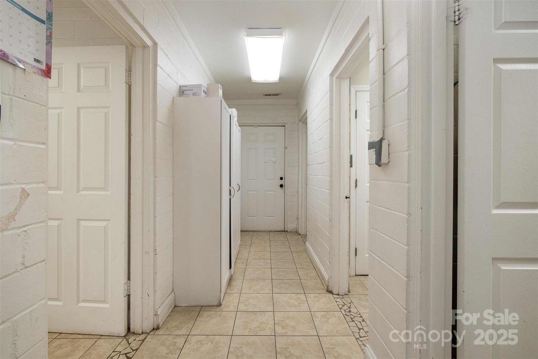 1512 Davie Avenue 2/11 Property Photo 25
