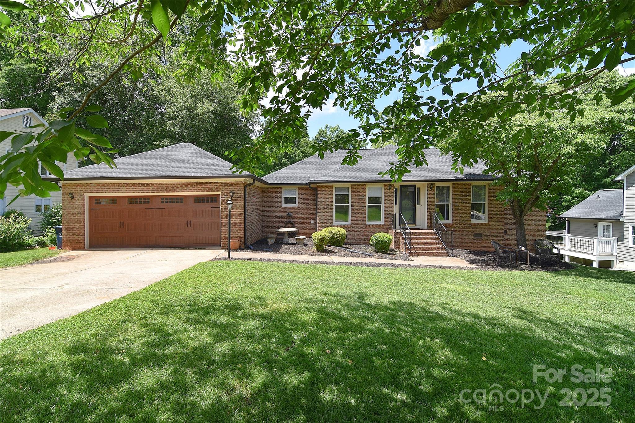 16433 Grapperhall Drive Property Photo