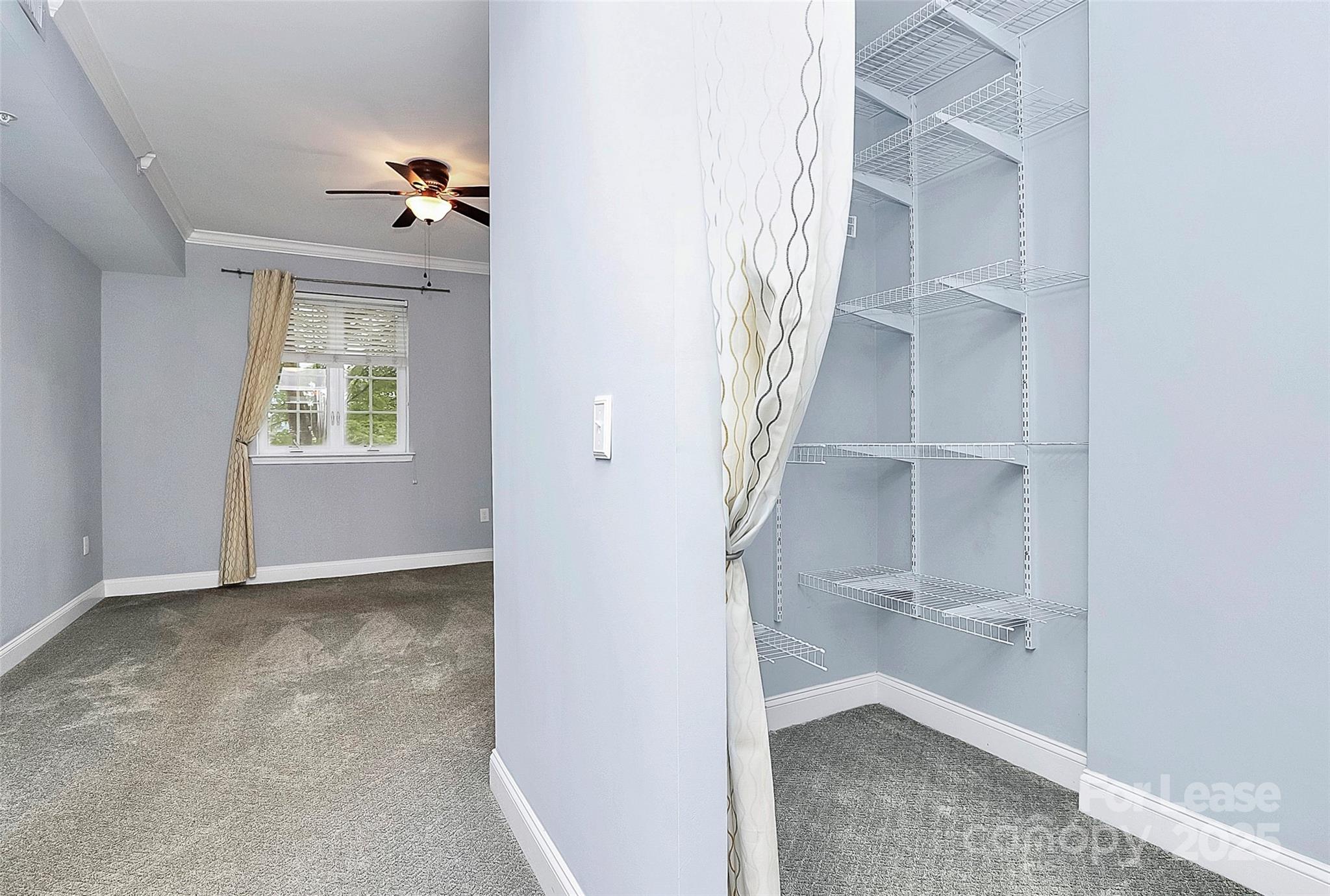 300 W 5th Street 315 Property Photo 16