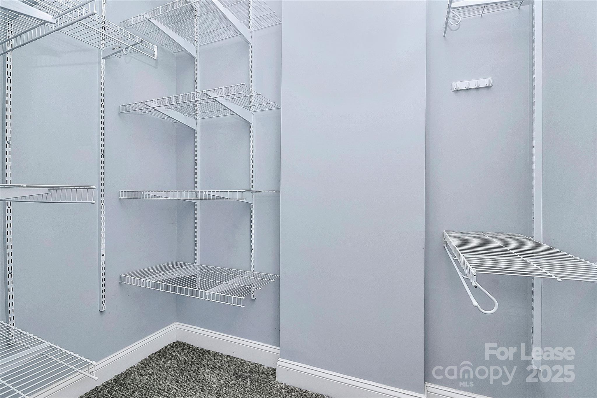 300 W 5th Street 315 Property Photo 17