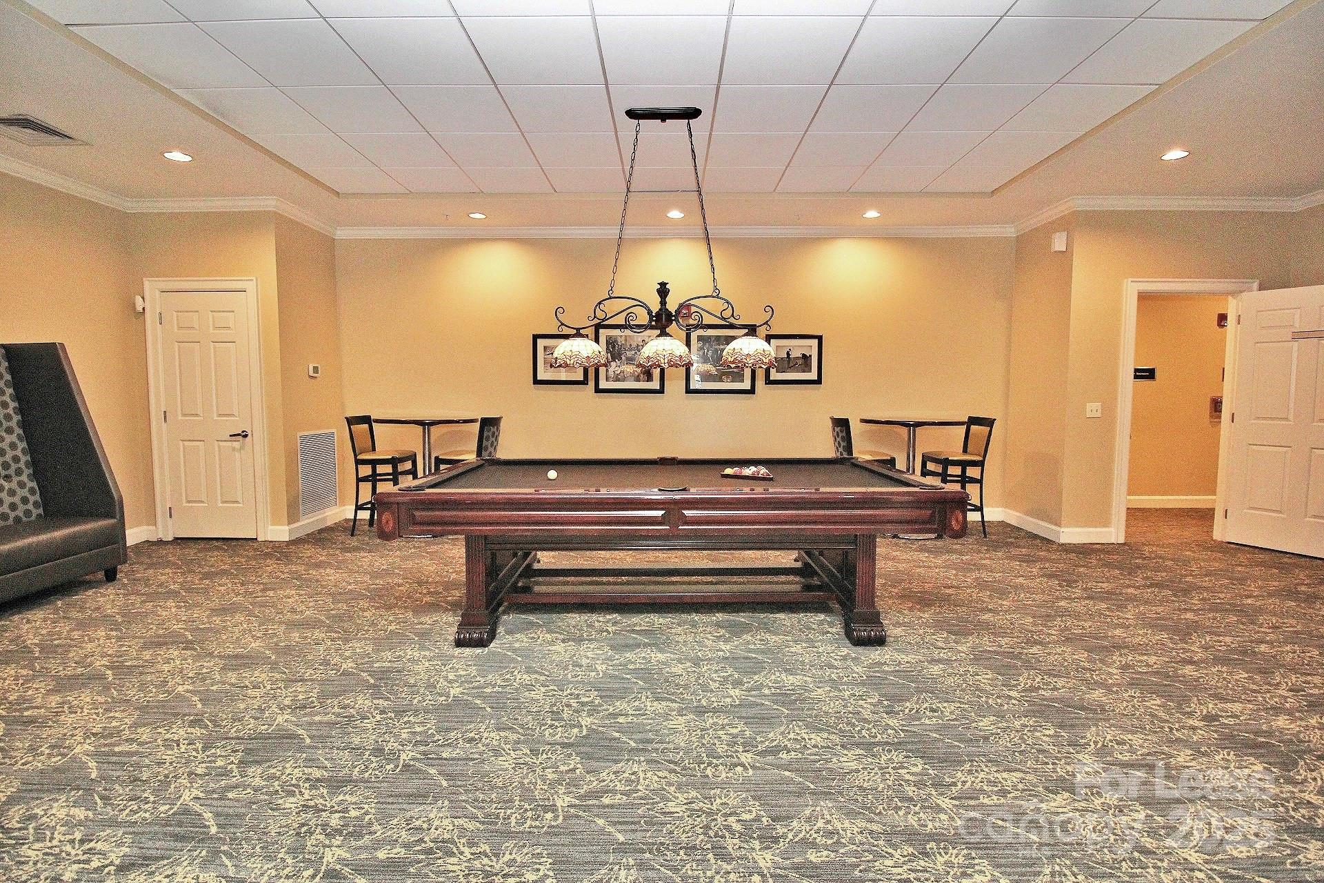 300 W 5th Street 315 Property Photo 41