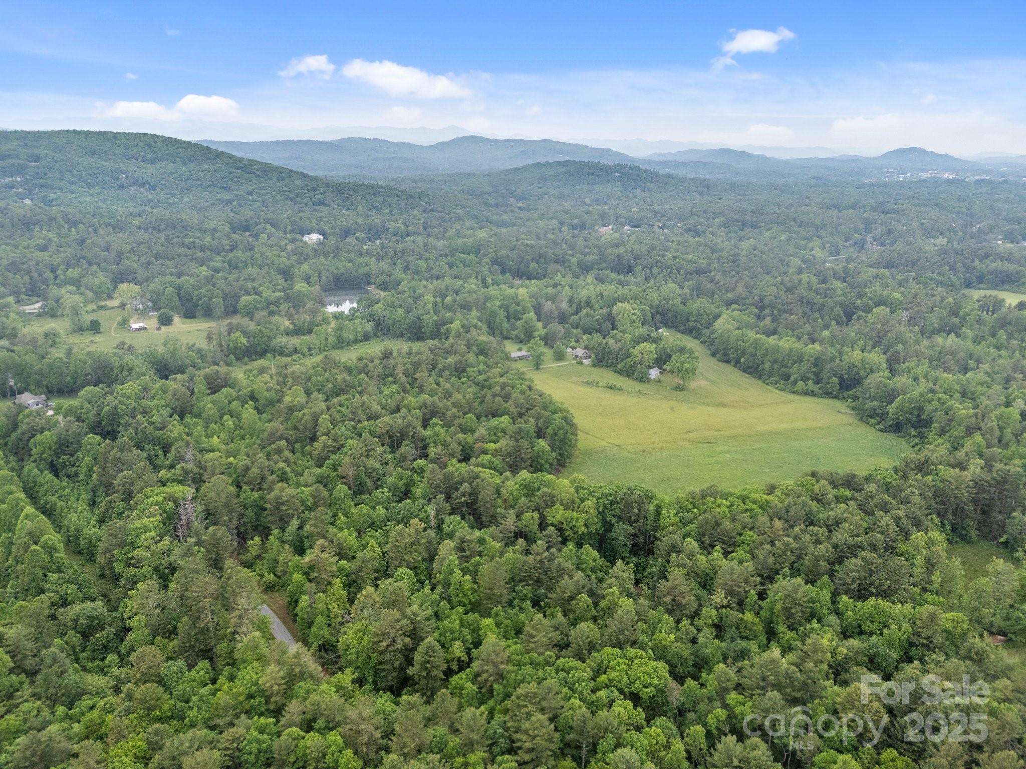 349 Red Fox Lane Property Photo 3