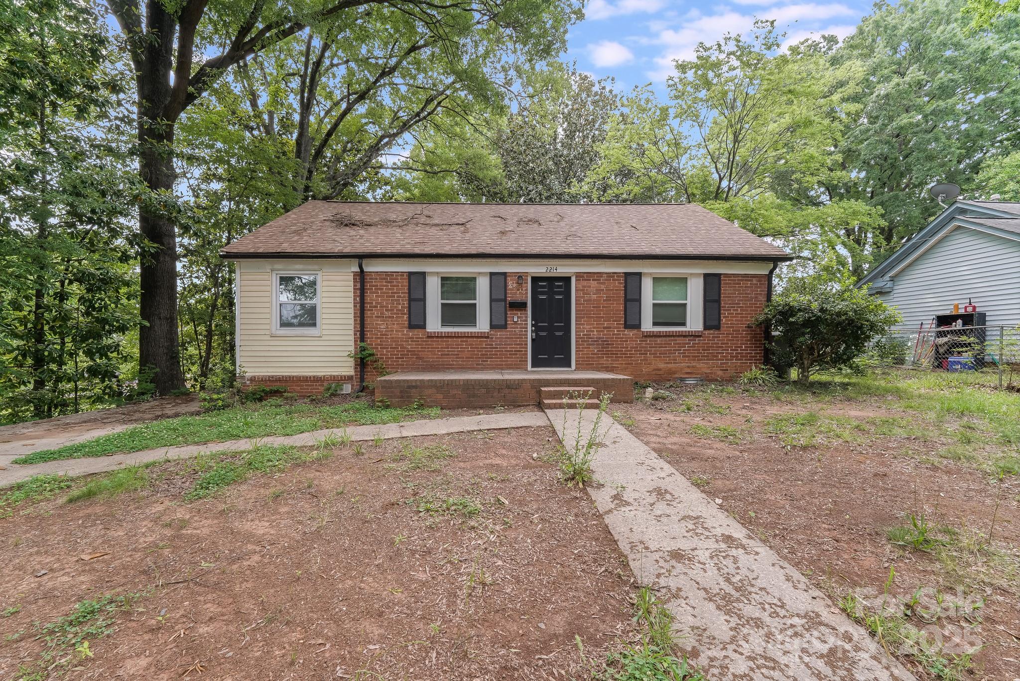 2214 Grimes Street Property Photo 1