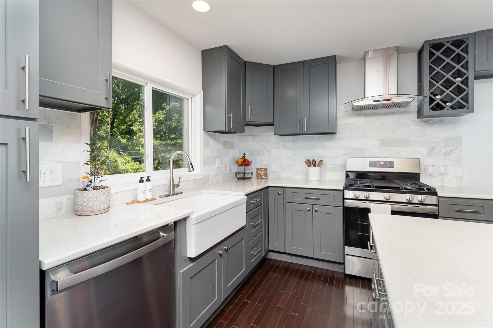 3331 Eastwood Drive Property Photo 4