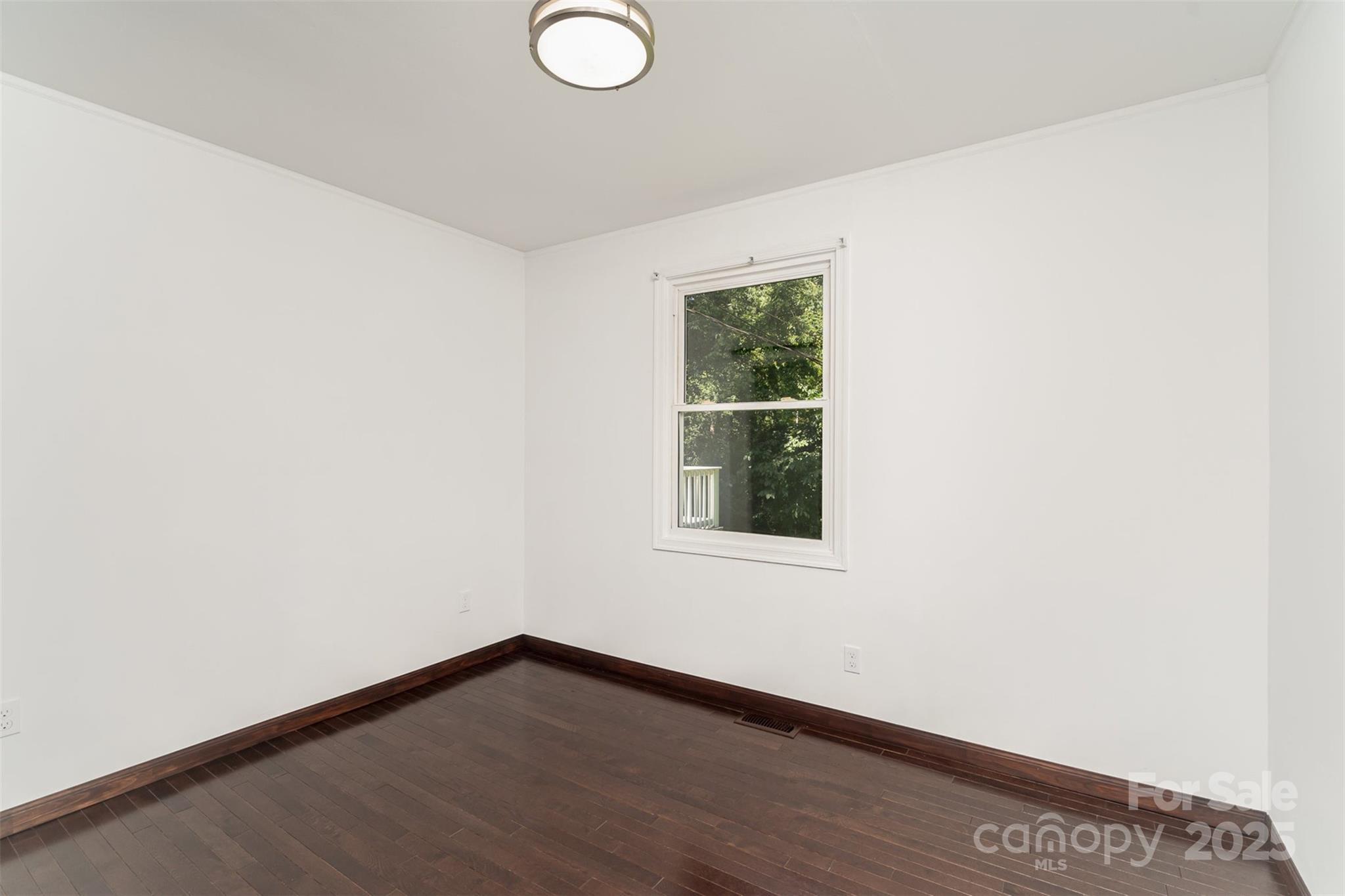 3331 Eastwood Drive Property Photo 10