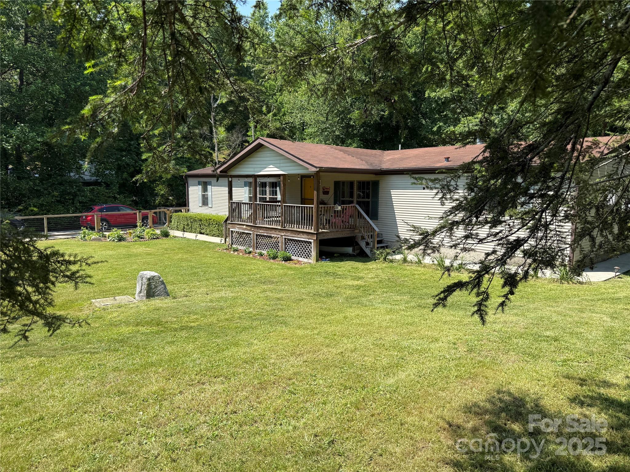 9 Henry White Lane Property Photo 1